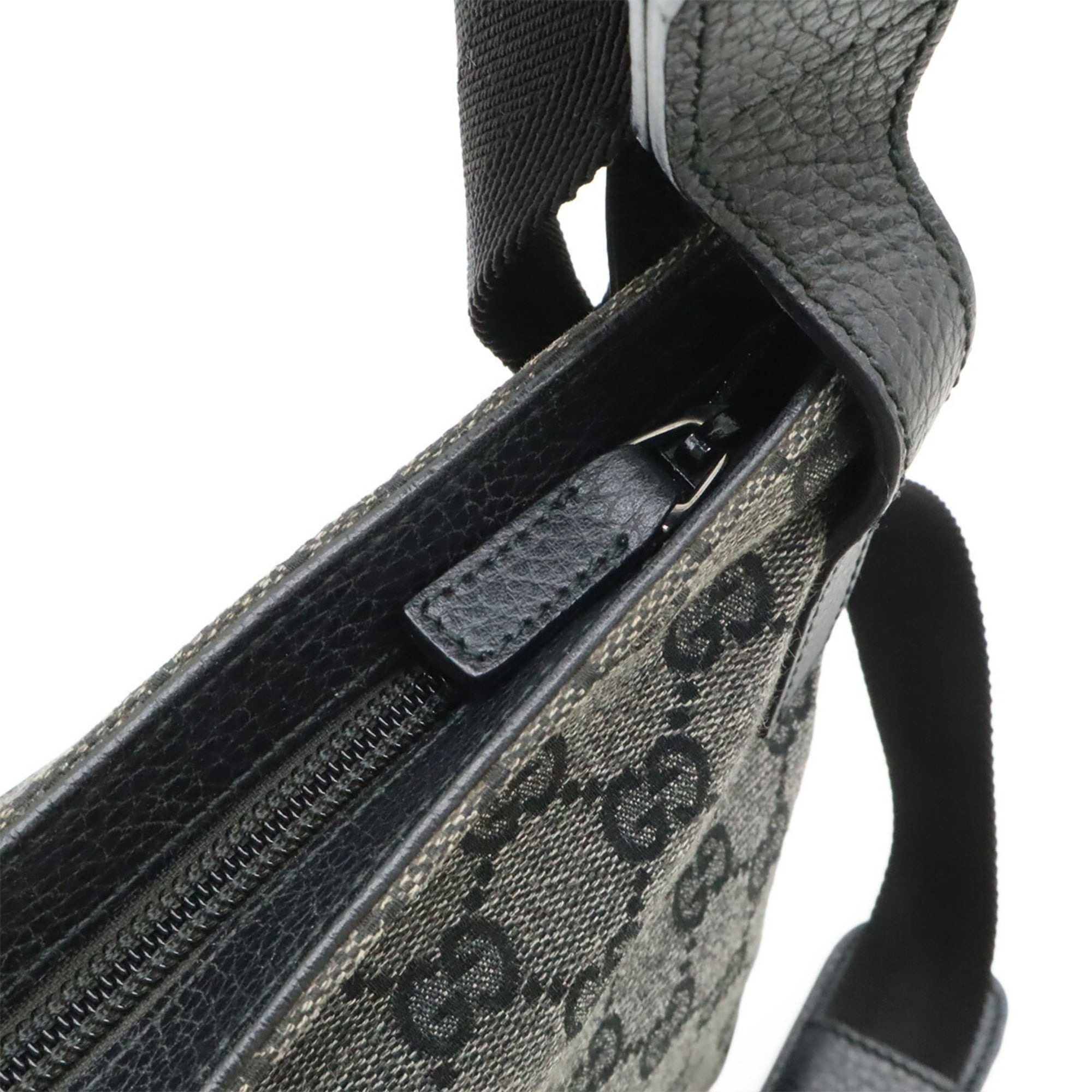 Gucci Dark Gray Gg Canvas Shoulder Bag (Pre-Owned)