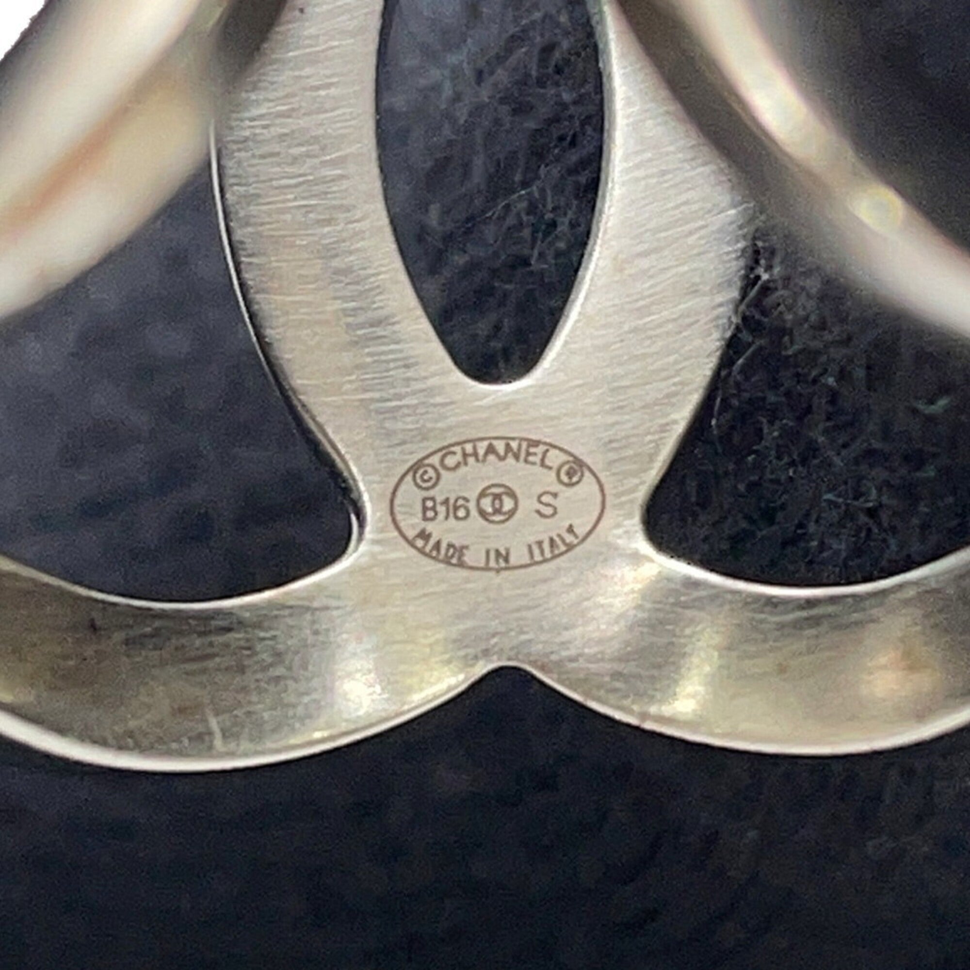 Chanel Metal Band Ring