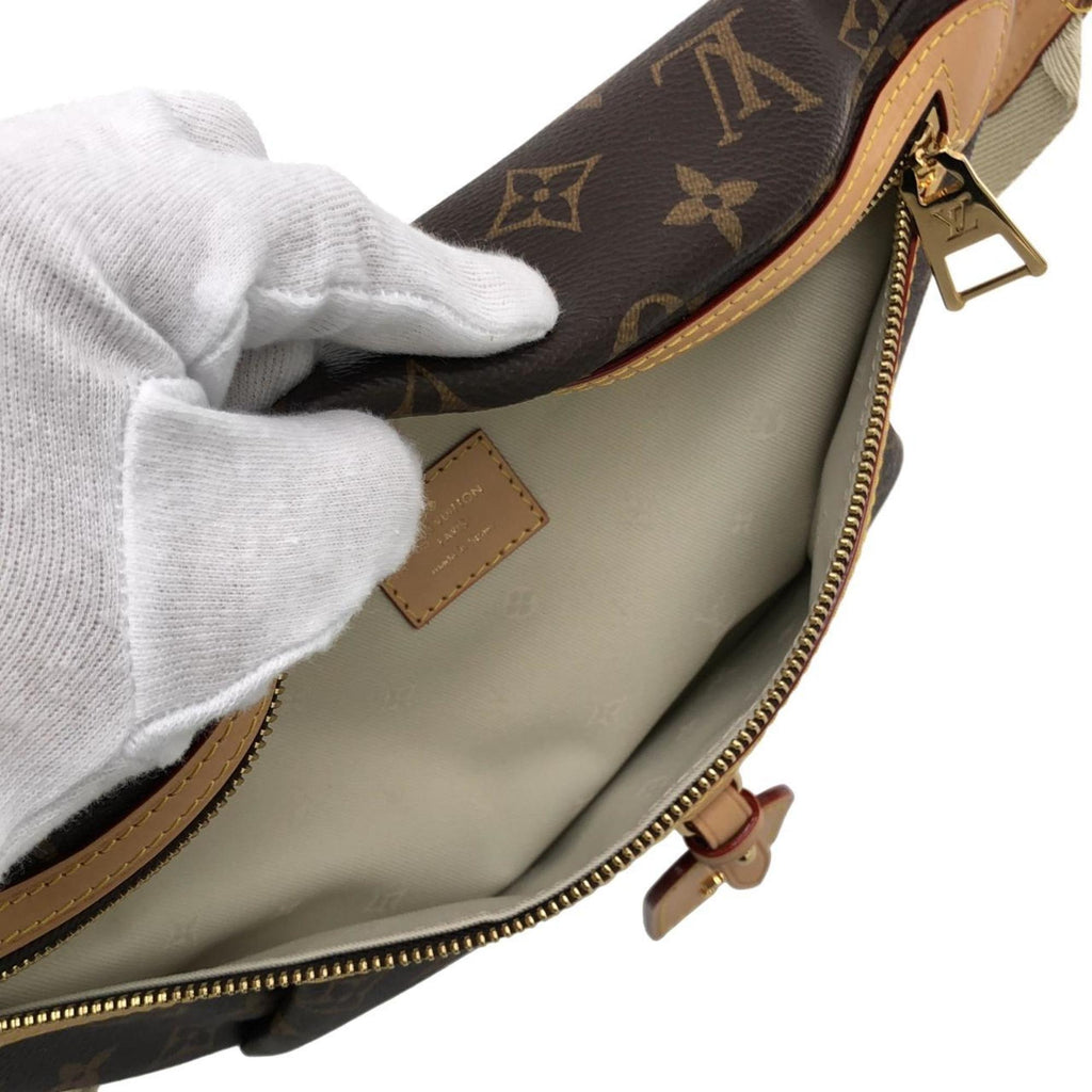 Louis Vuitton Marron Coated Canvas Handbag