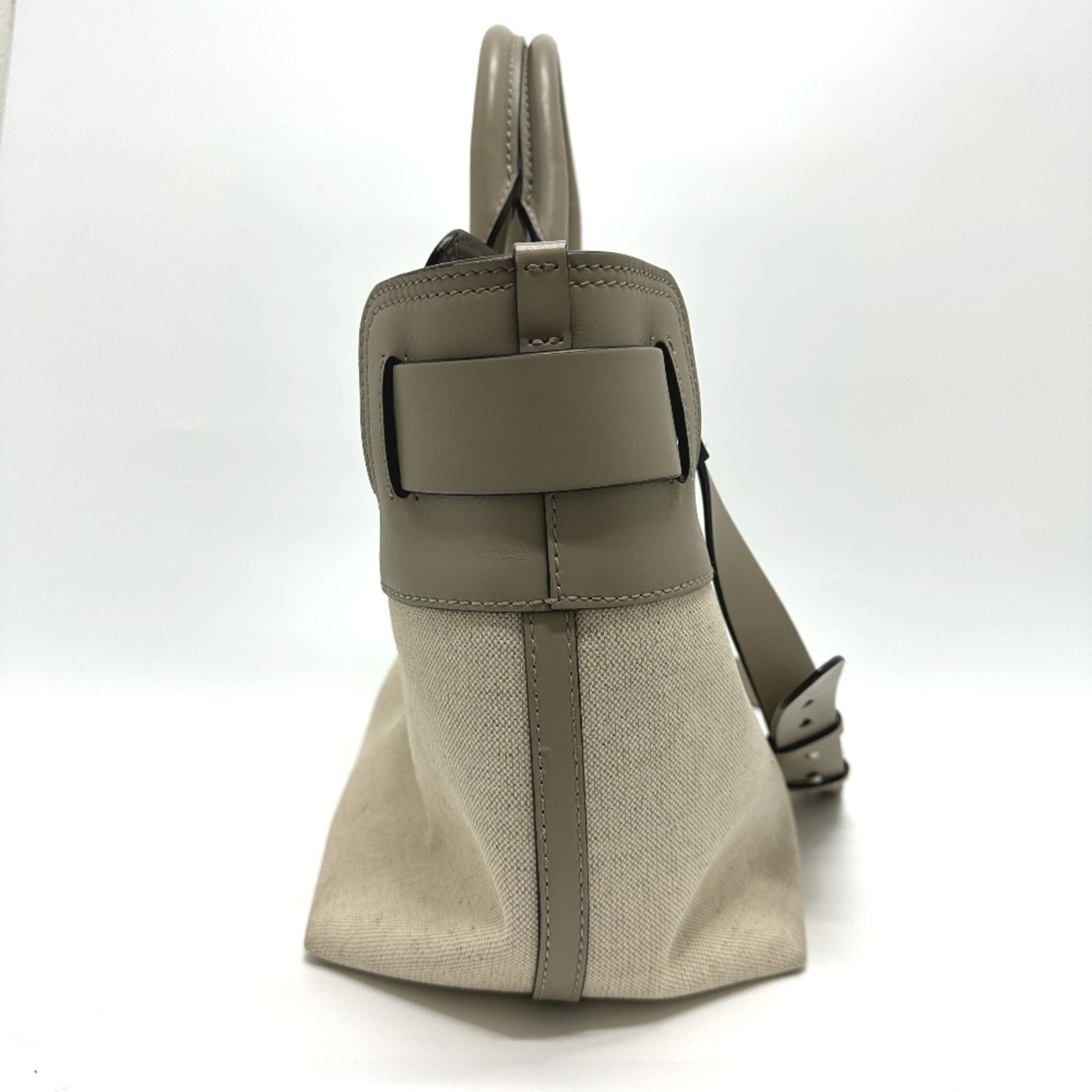 Burberry Beige Canvas Leather Handbag