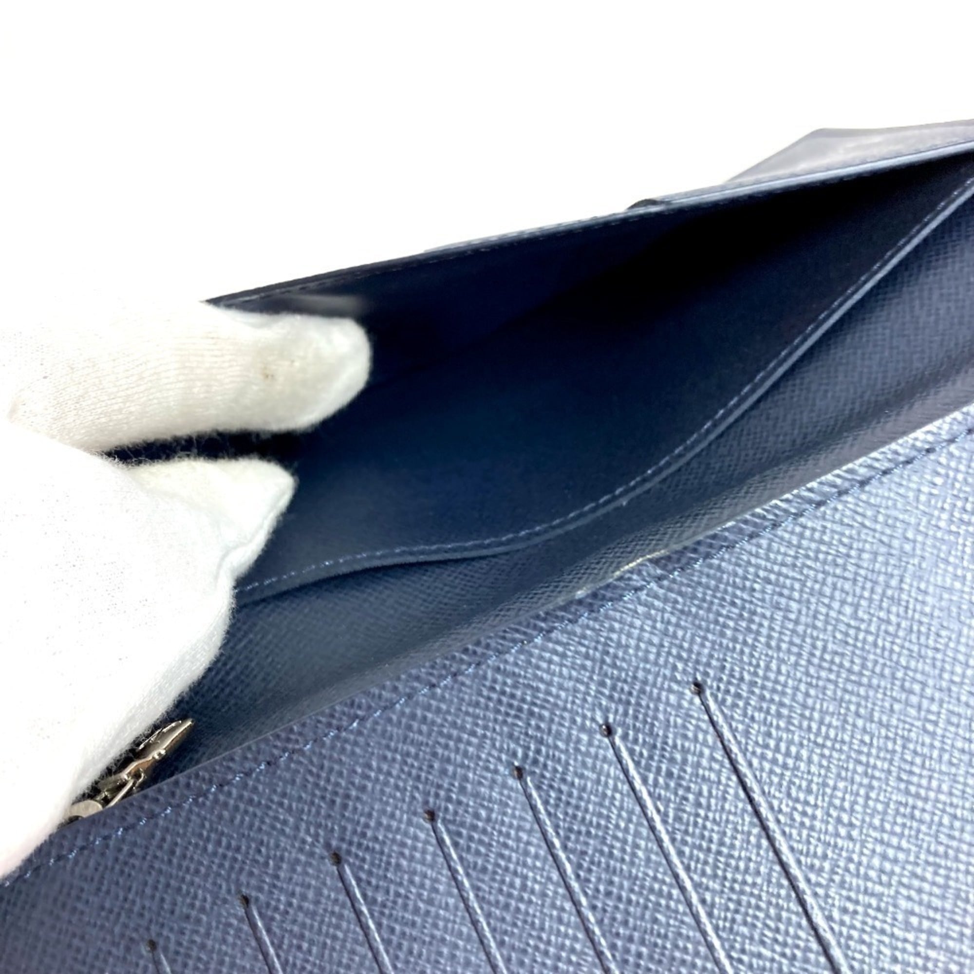 Louis Vuitton Blue Ocean Taiga Leather Leather Long Wallet