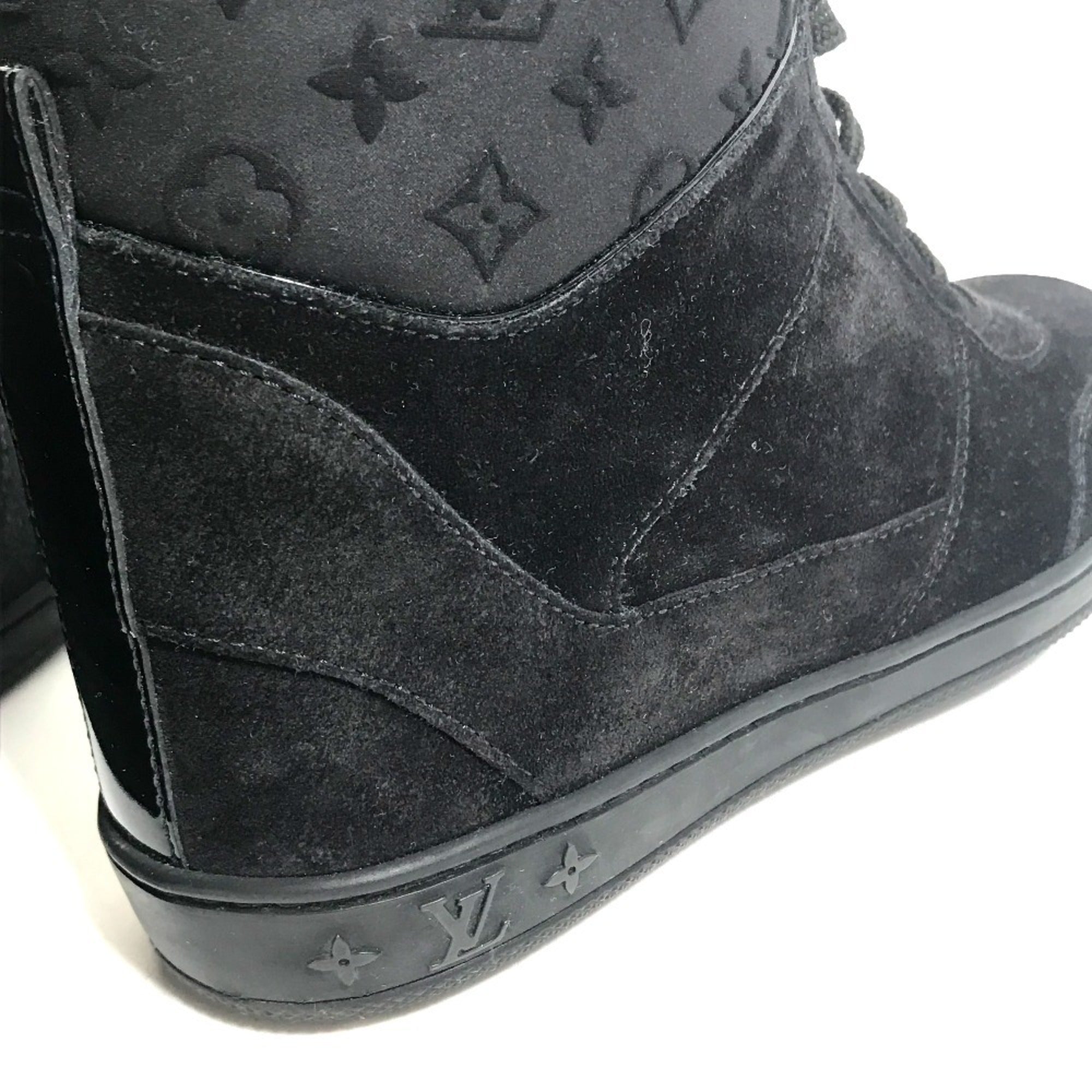 Louis Vuitton Black Sneakers