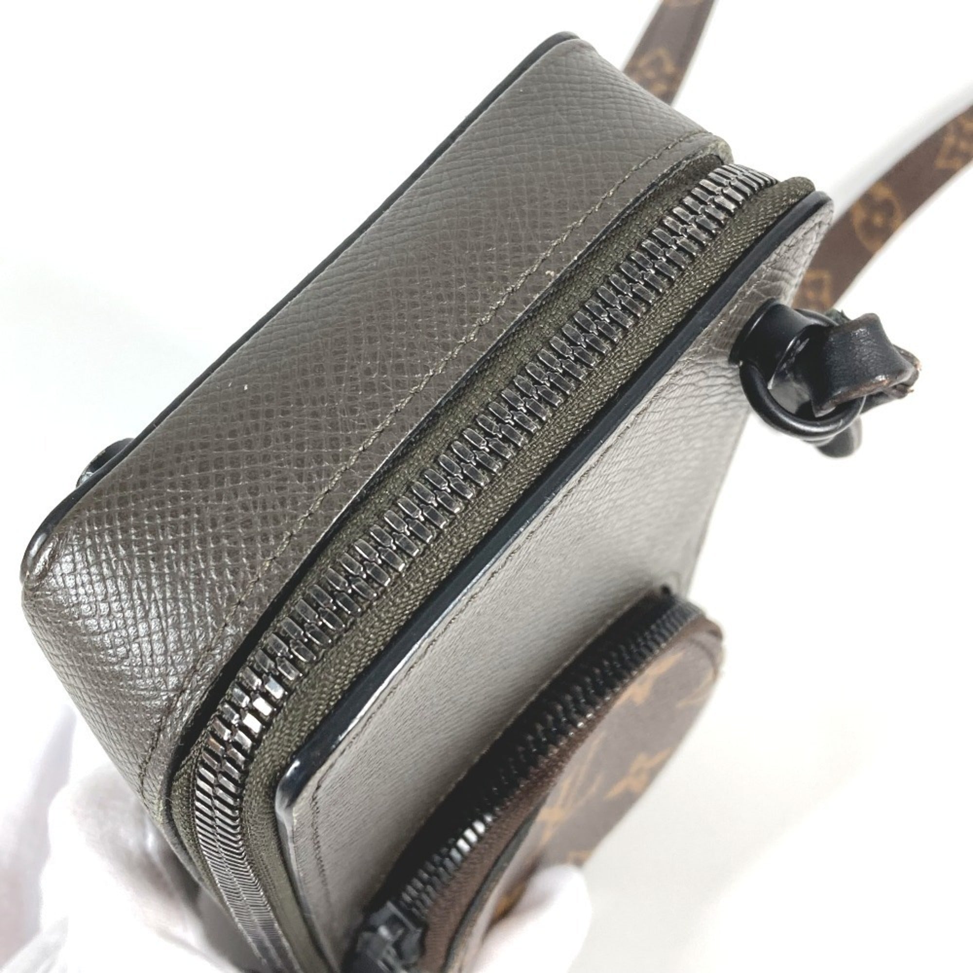 Louis Vuitton Brown Gray Taiga Leather Monogram Pochette Shoulder Bag