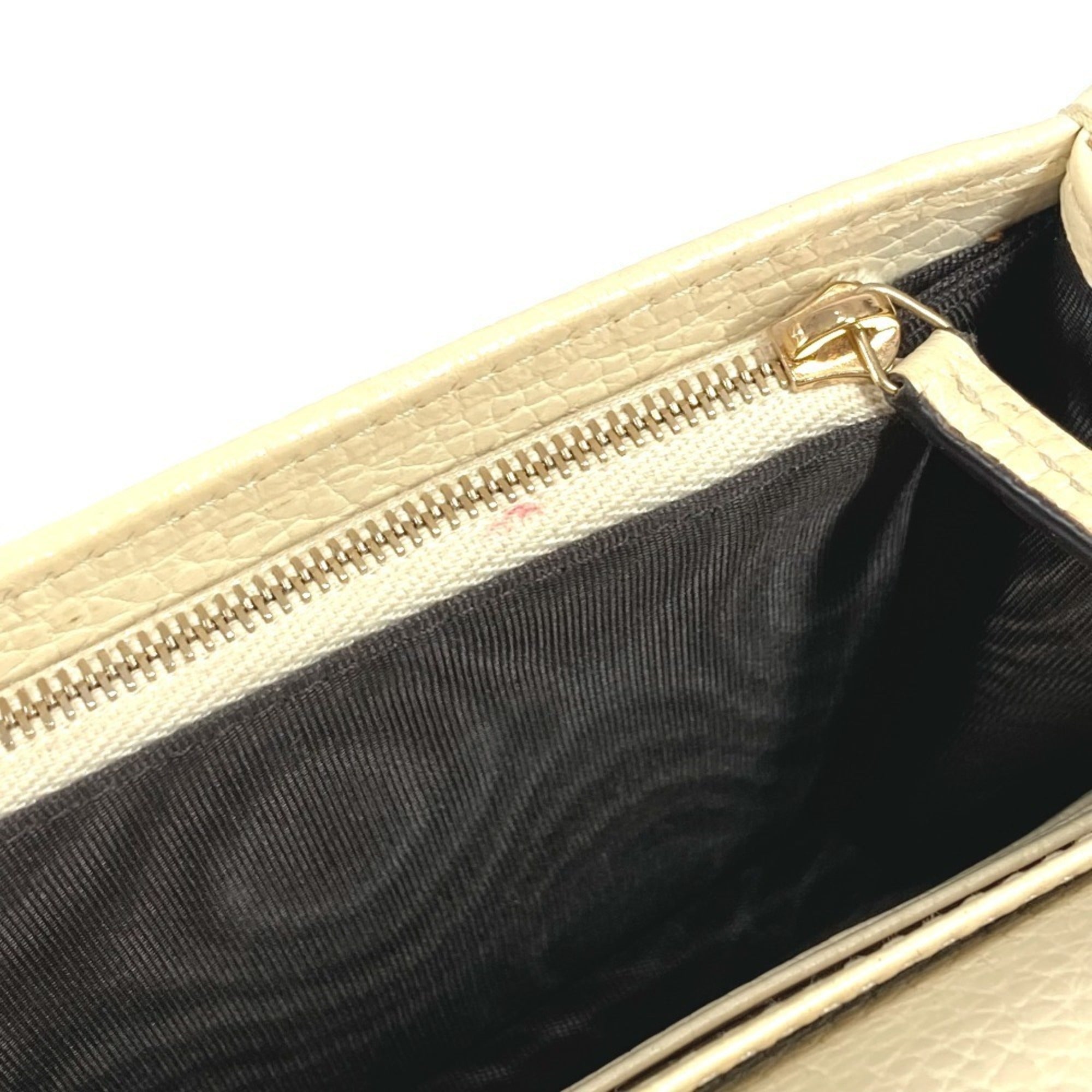 Gucci Ivory Leather Chain/Shoulder Wallet (Pre-Owned)