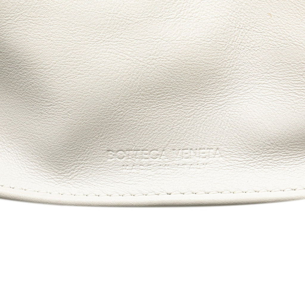 Bottega Veneta White Leather Handbag