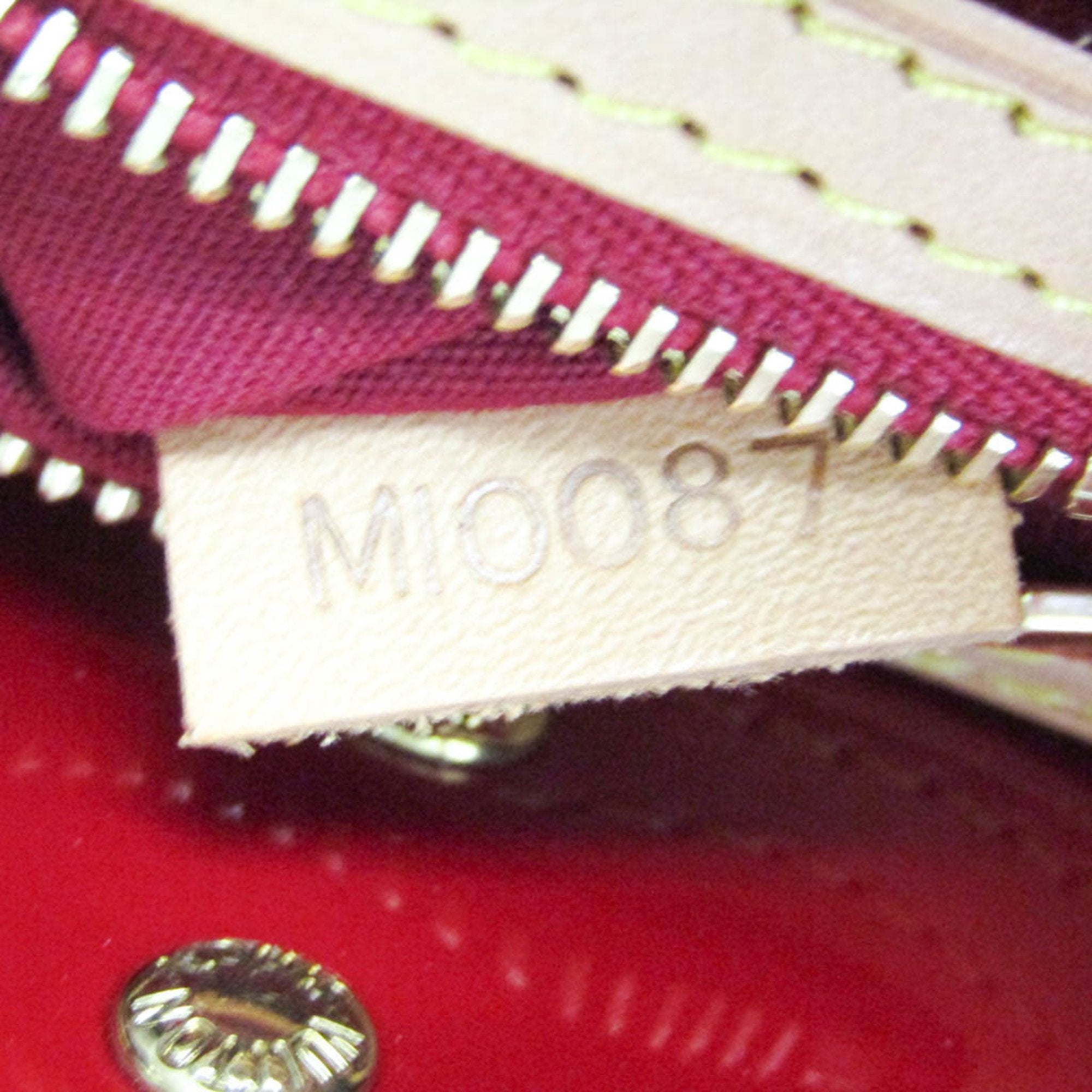 Louis Vuitton Monogram Vernis Pomme D'amour Monogram Vernis Handbag