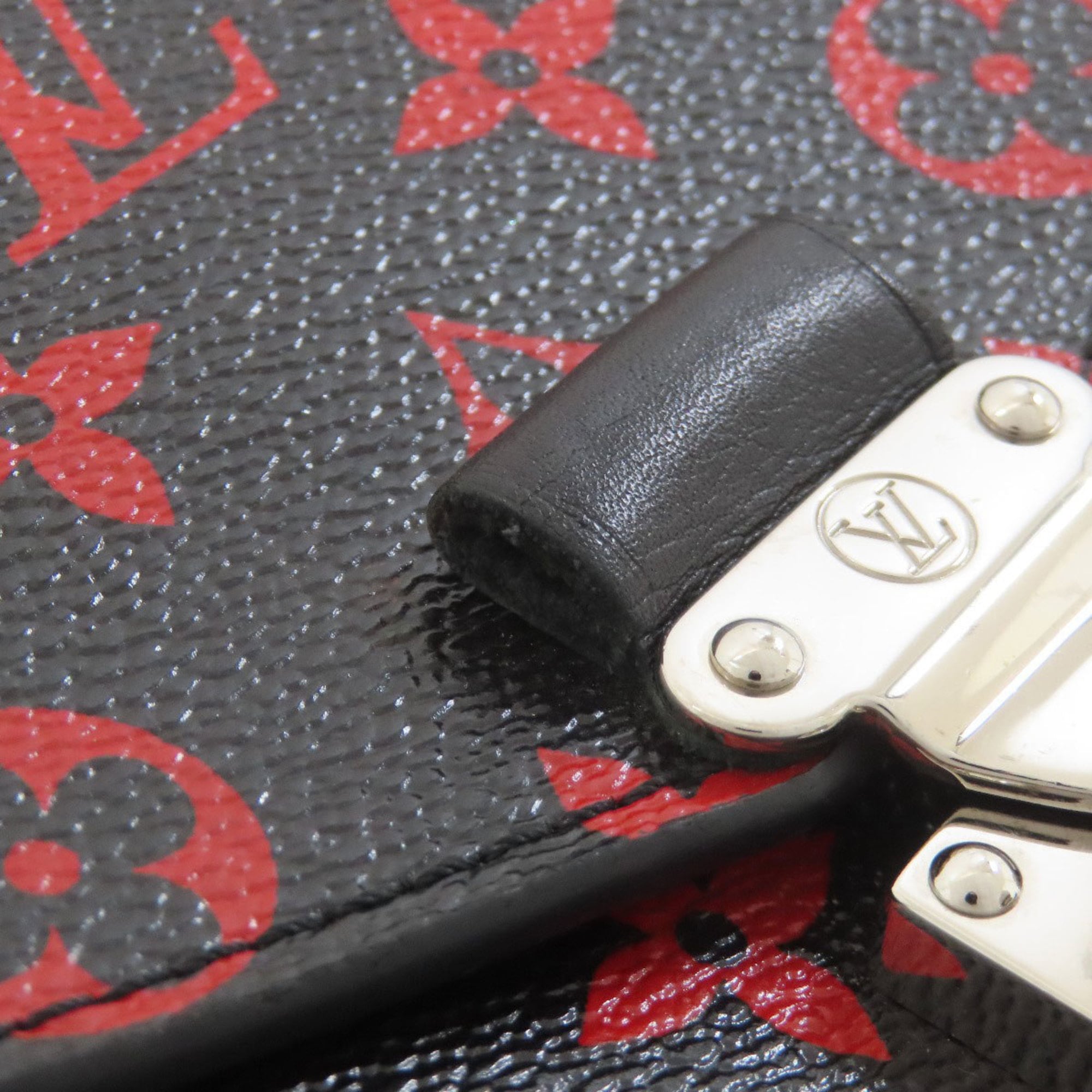 Louis Vuitton Monogram Handbag Pochette