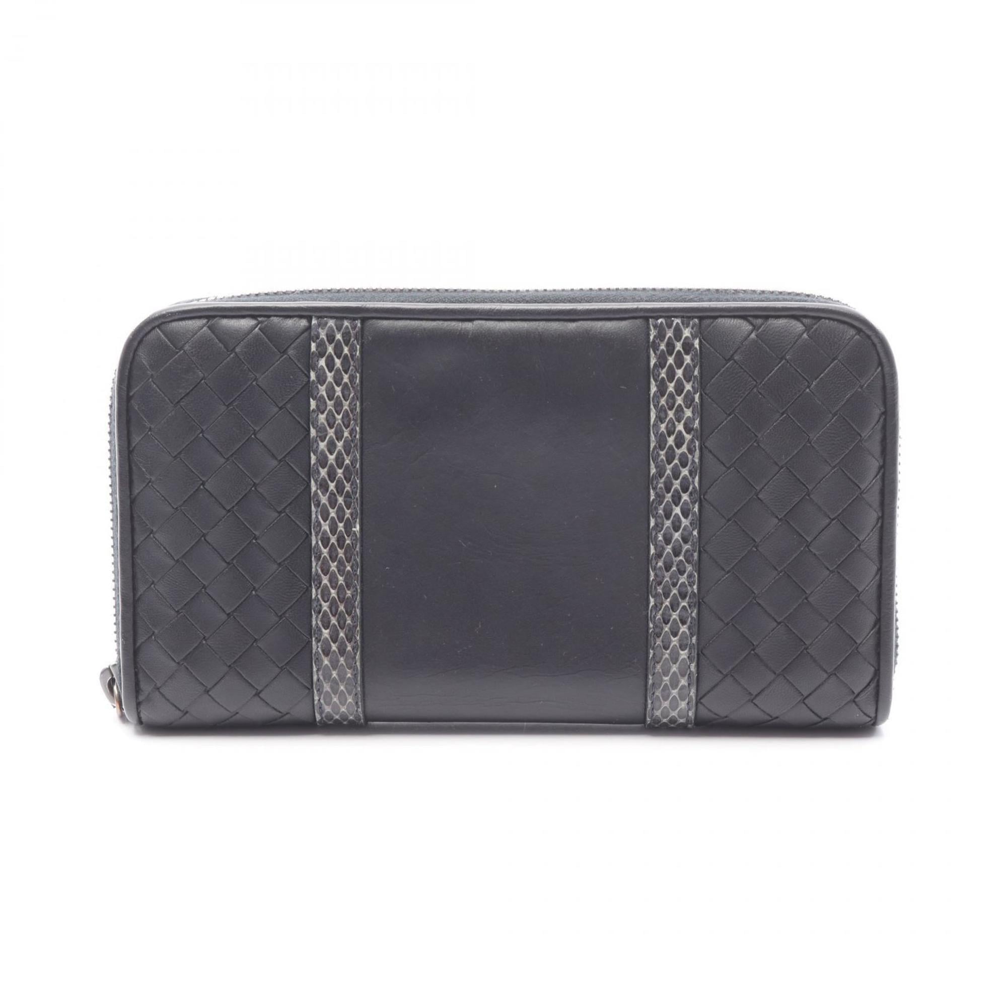 Bottega Veneta Black Leather Long Wallet (Bi-Fold)