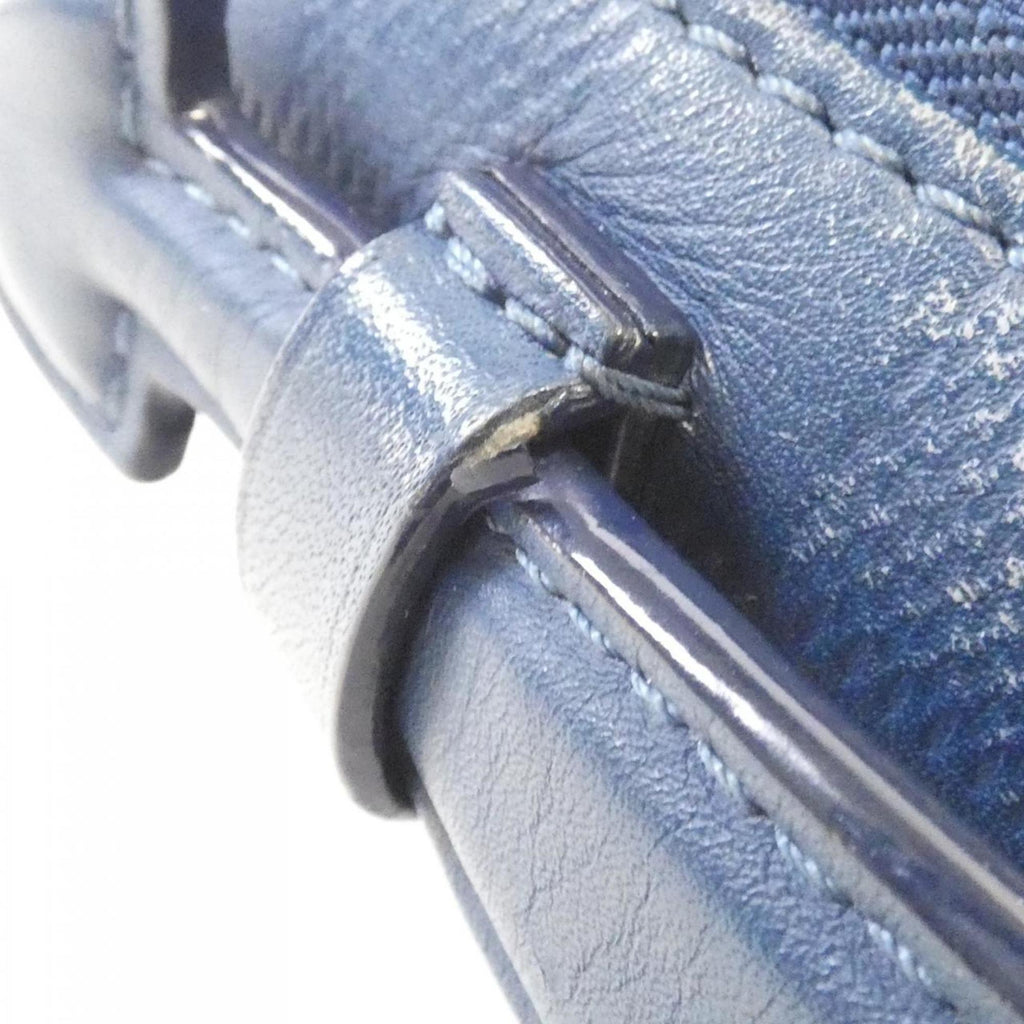 Louis Vuitton Matte Silver Leather Shoulder Bag