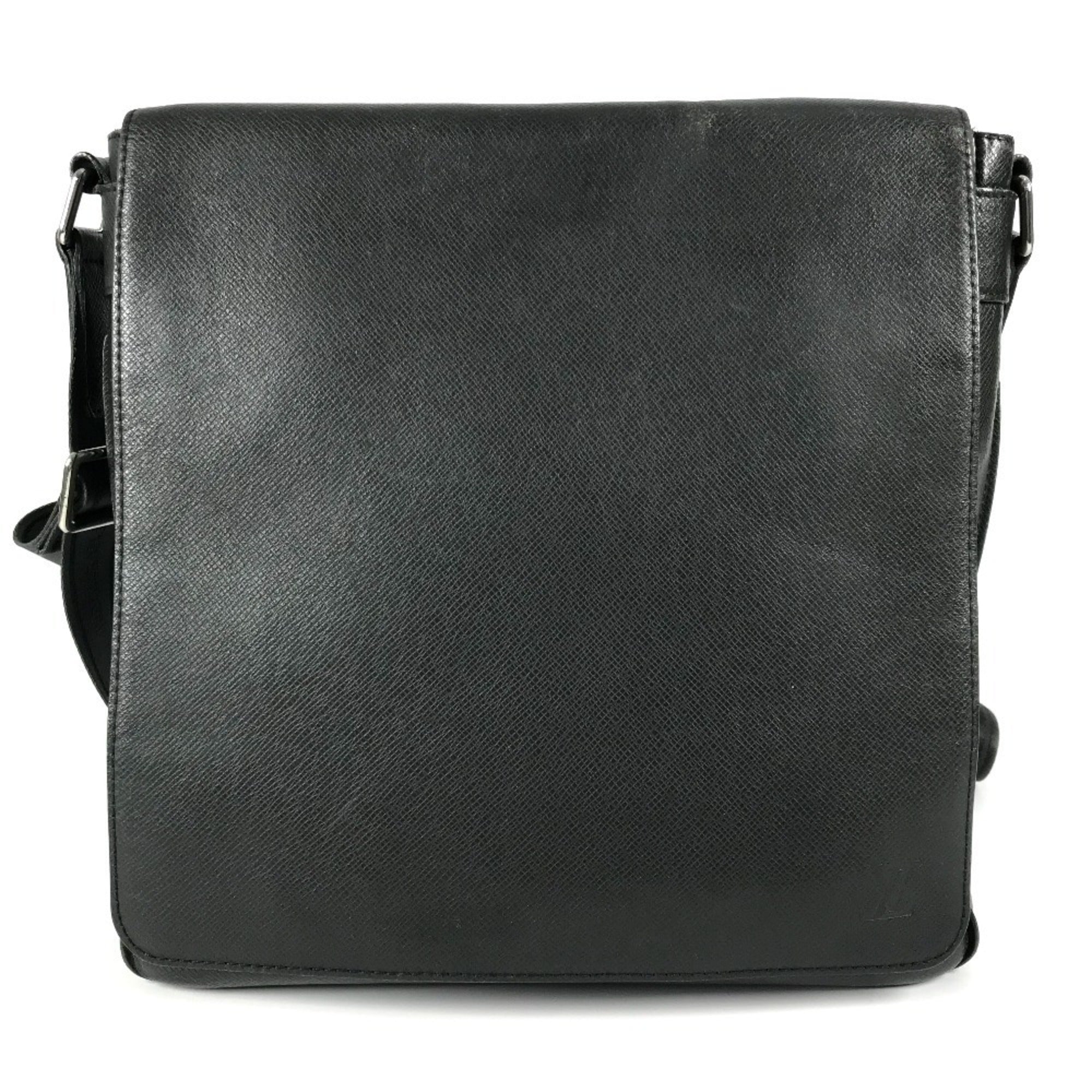 Louis Vuitton Ardoise Black Taiga Leather Leather Messenger Bag Shoulder Bag