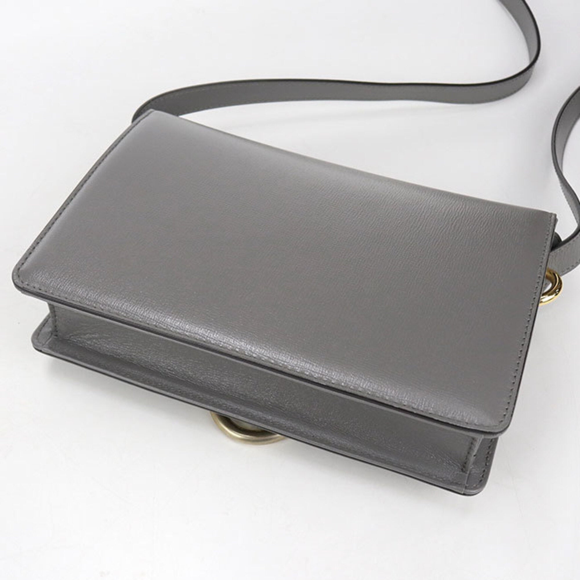 Gucci Gray Leather Shoulder Bag (Pre-Owned)