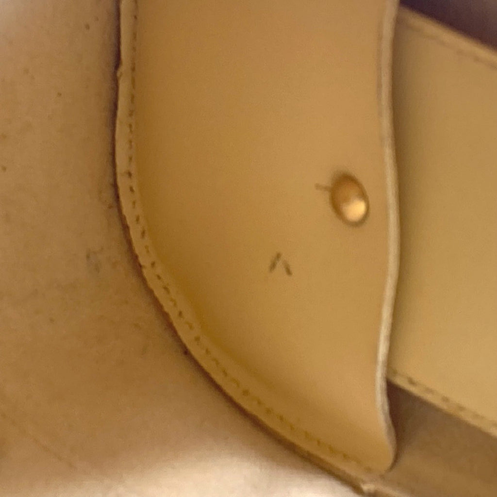 Louis Vuitton Epi Vanilla Yellow Epi Leather Shoulder Bag
