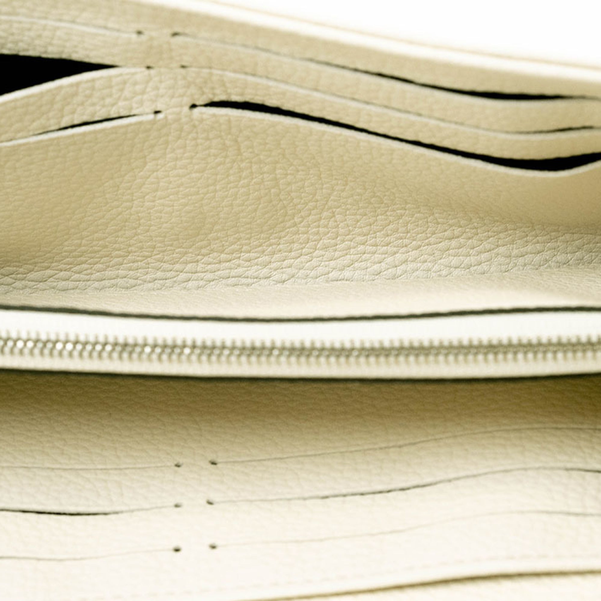 Louis Vuitton Cream Lv Off White Leather Long Wallet