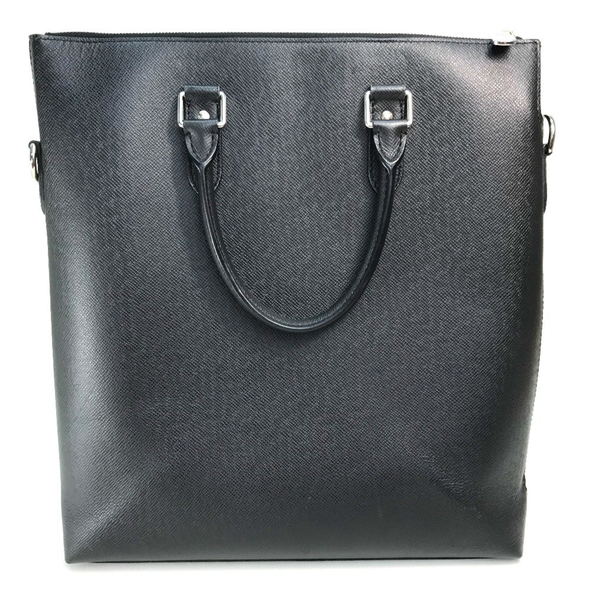 Louis Vuitton Taiga Black Noir Taiga Leather Handbag Shoulder Bag