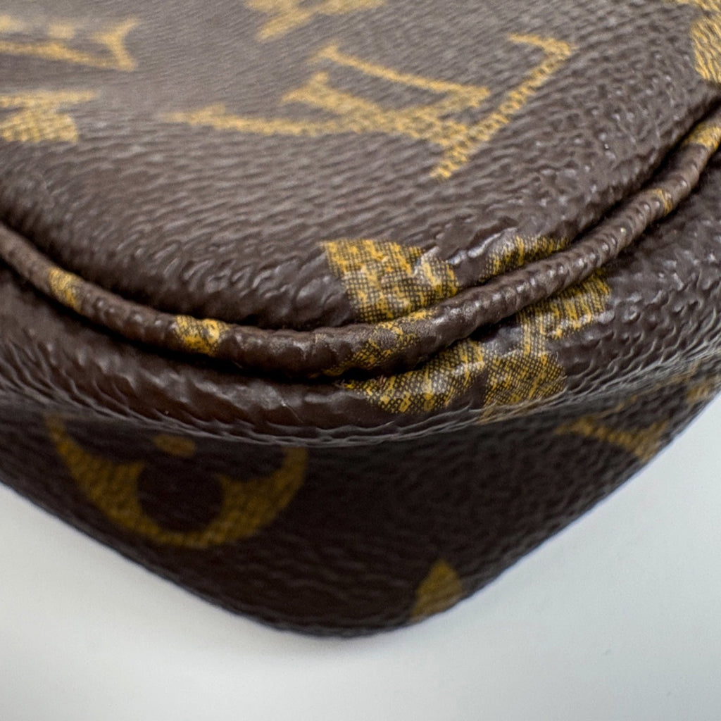 Louis Vuitton Brown Monogram Monogram Pochette Pouch