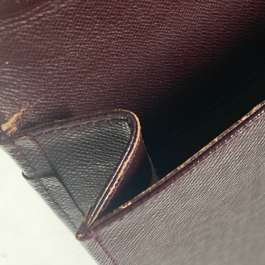 Louis Vuitton Acajou Red Color Wine Taiga Leather Leather Briefcase