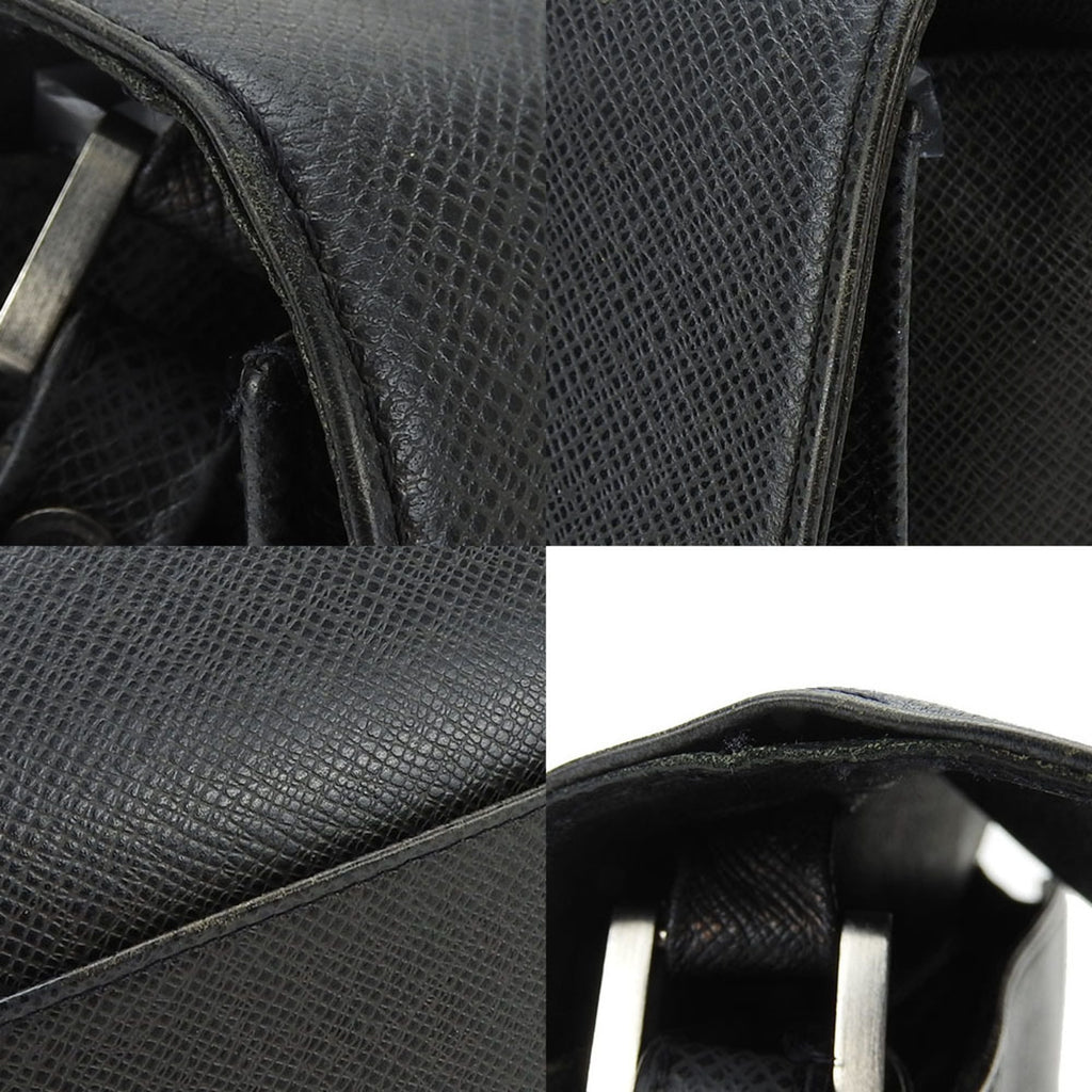Louis Vuitton Taiga Ardoise Taiga Leather Shoulder Bag