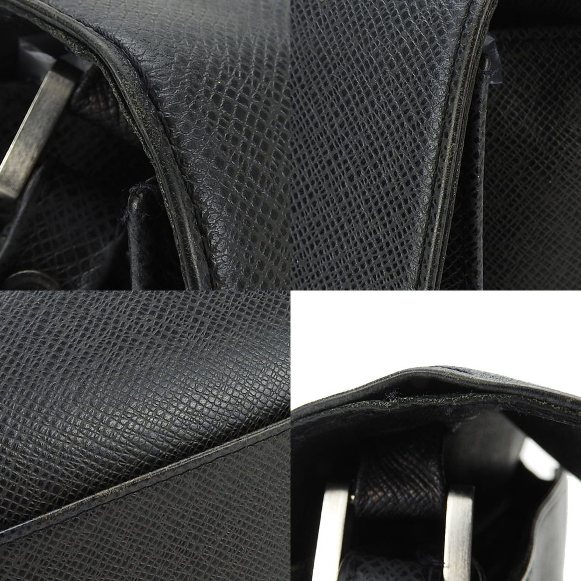 Louis Vuitton Taiga Ardoise Taiga Leather Shoulder Bag