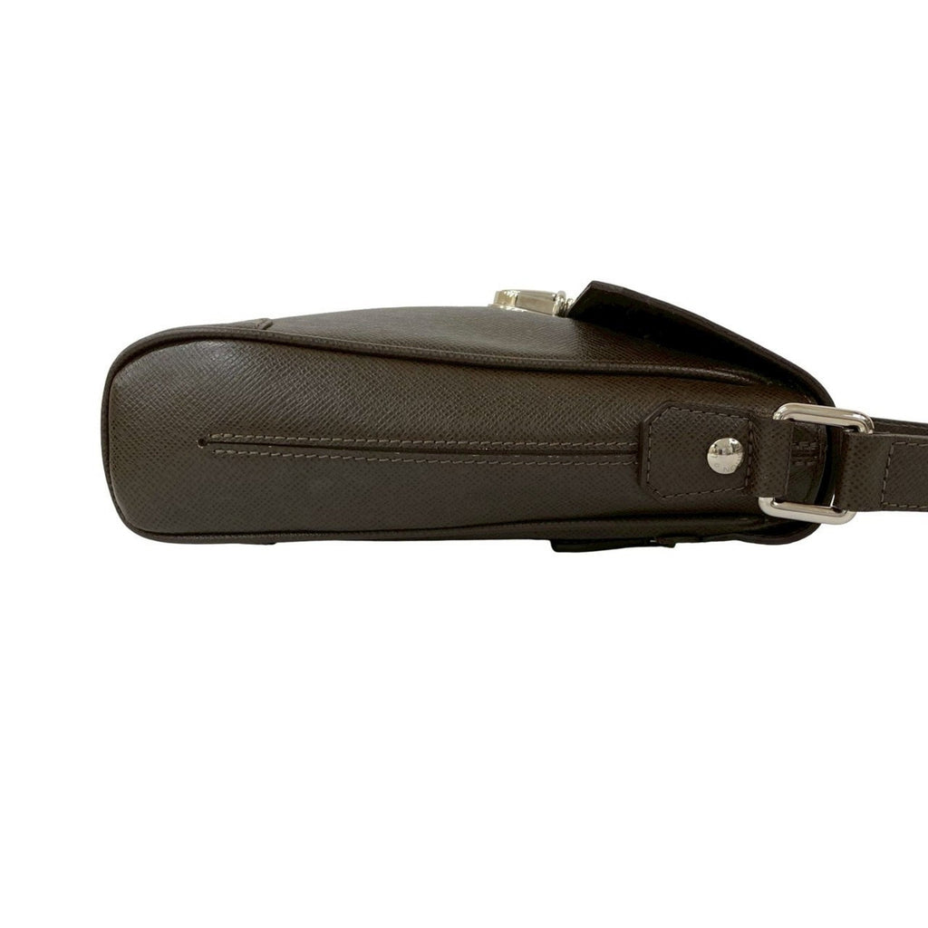 Louis Vuitton Brown Leather Pochette Shoulder Bag