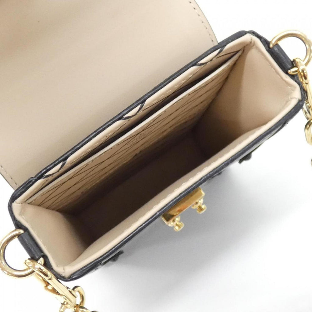 Louis Vuitton Gold Leather Pochette Shoulder Bag