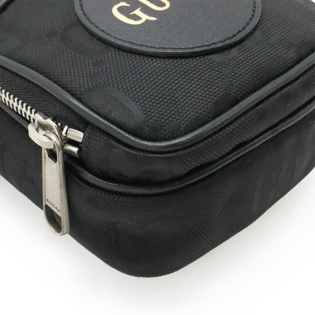 Gucci Black Nylon Canvas Leather Pochette Shoulder Bag (Pre-Owned)