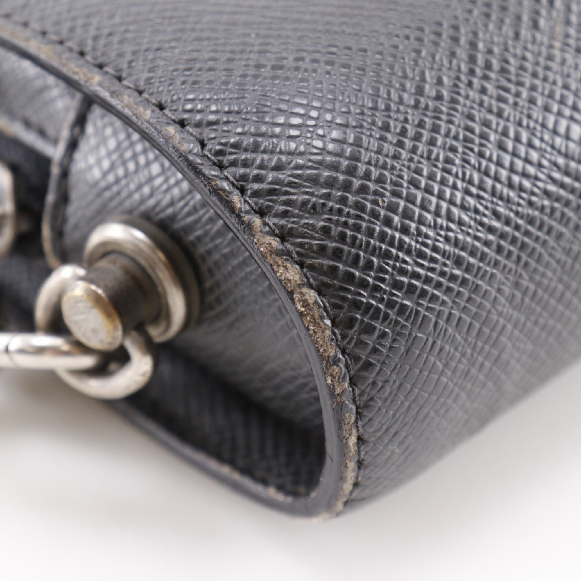 Louis Vuitton Taiga Ardoise Black Taiga Leather Handbag