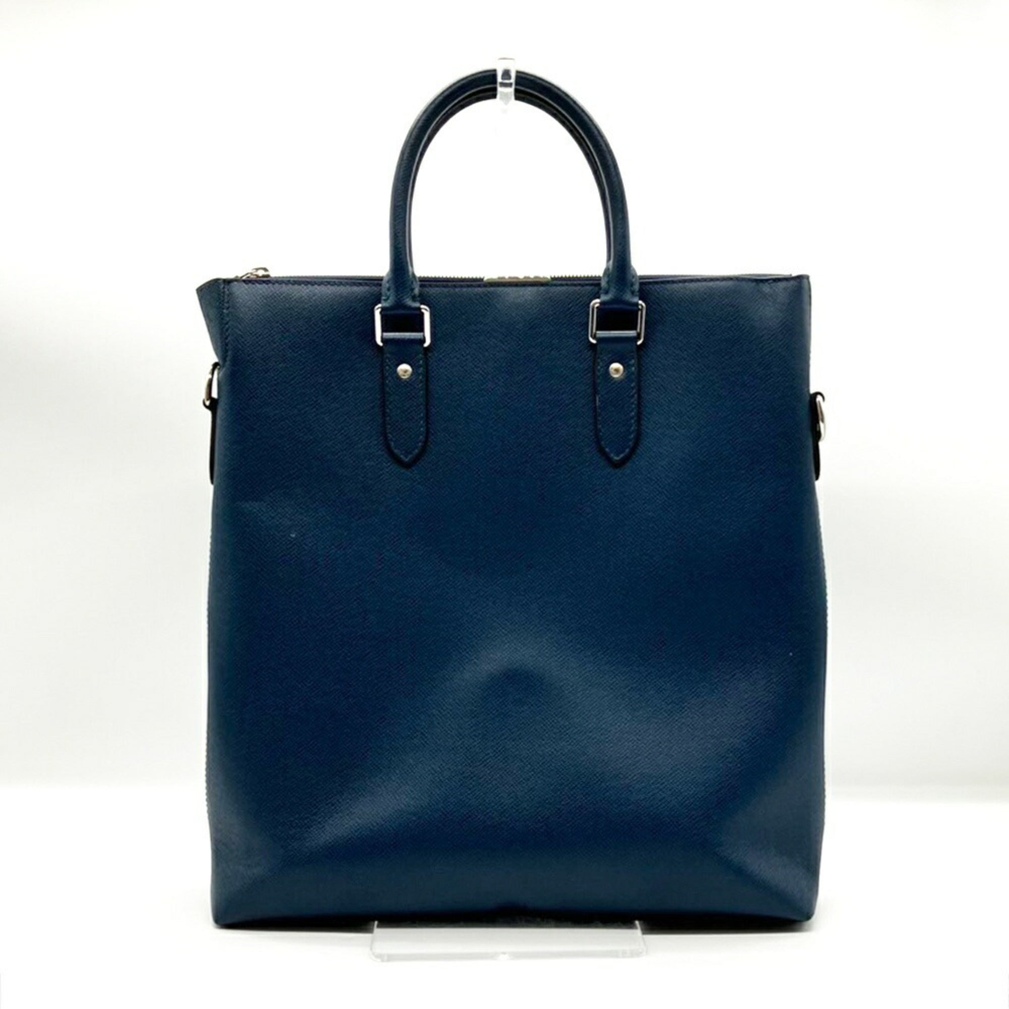 Louis Vuitton Taiga Taiga Leather Handbag Tote Bag