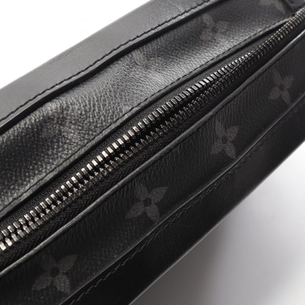 Louis Vuitton Black Monogram Eclipse Noir Coated Canvas Leather Handbag Shoulder Bag