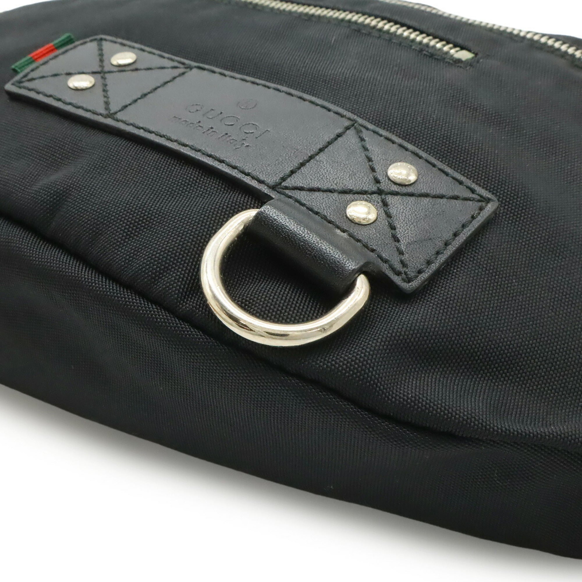 Gucci Black Nylon Canvas Sling Bag (Pre-Owned)