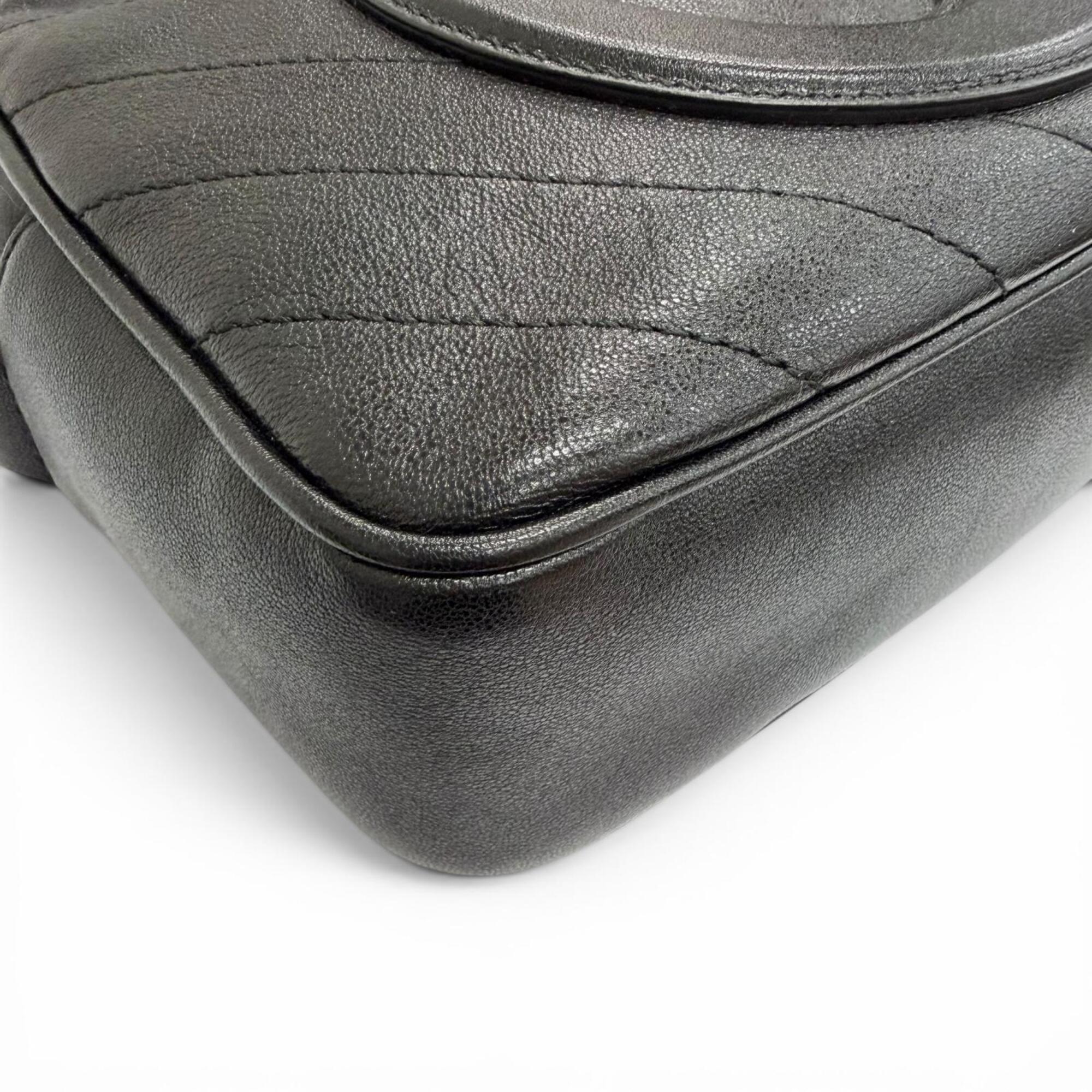 Gucci Black Leather Shoulder Bag (Pre-Owned)