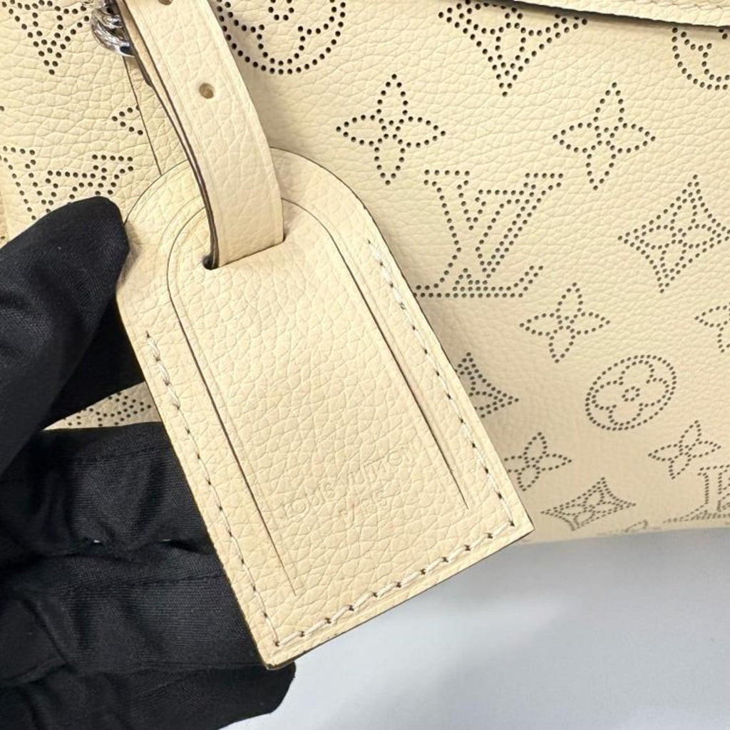 Louis Vuitton Beige Galle Mahina Leather Handbag Shoulder Bag