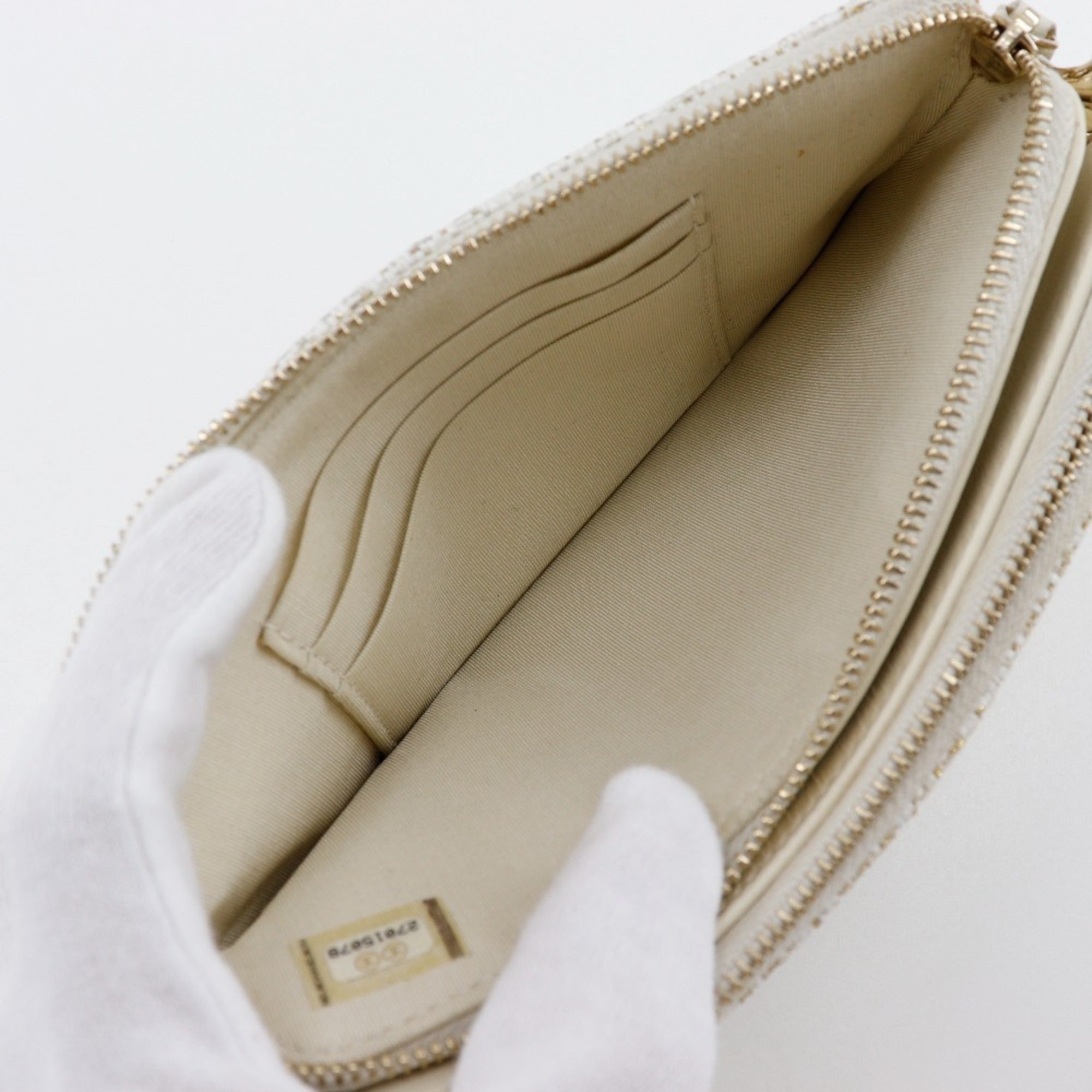 Chanel White Tweed Shoulder Bag