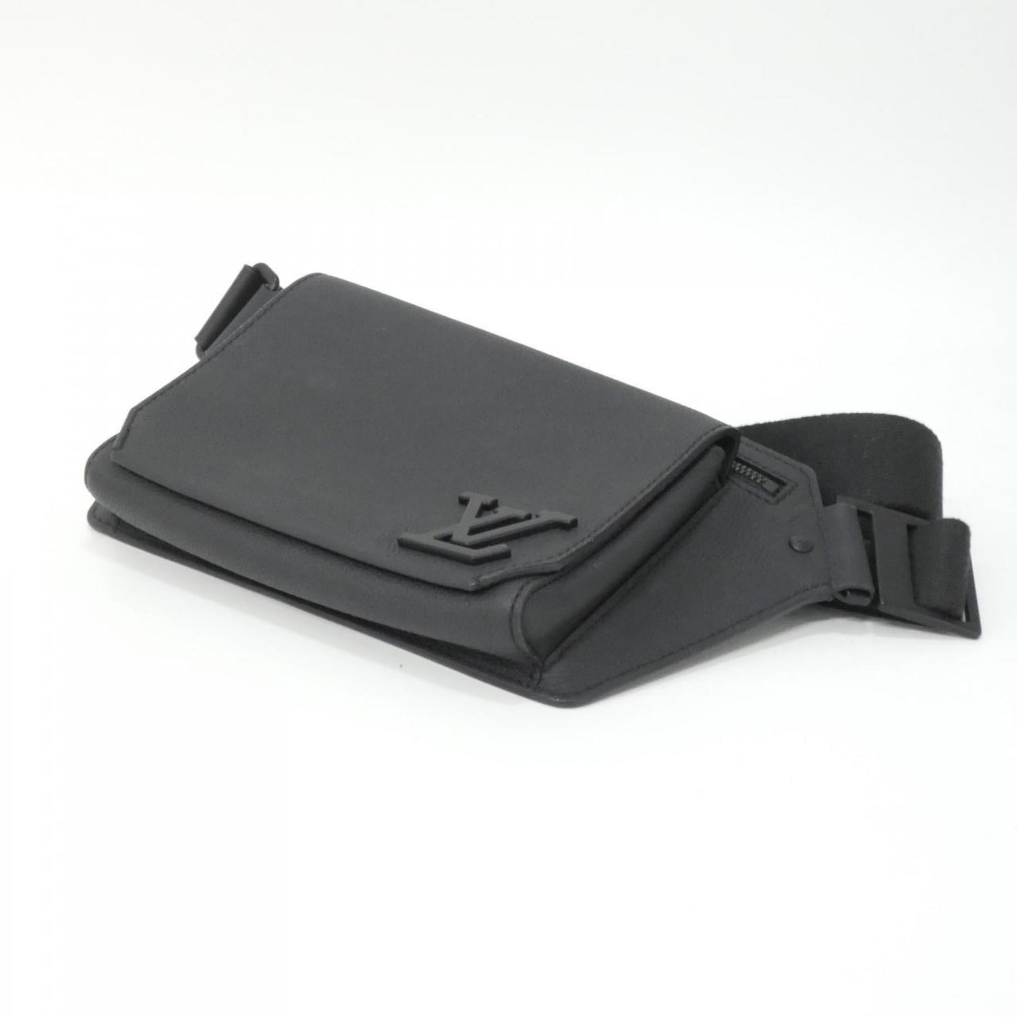 Louis Vuitton Black Leather Shoulder Bag