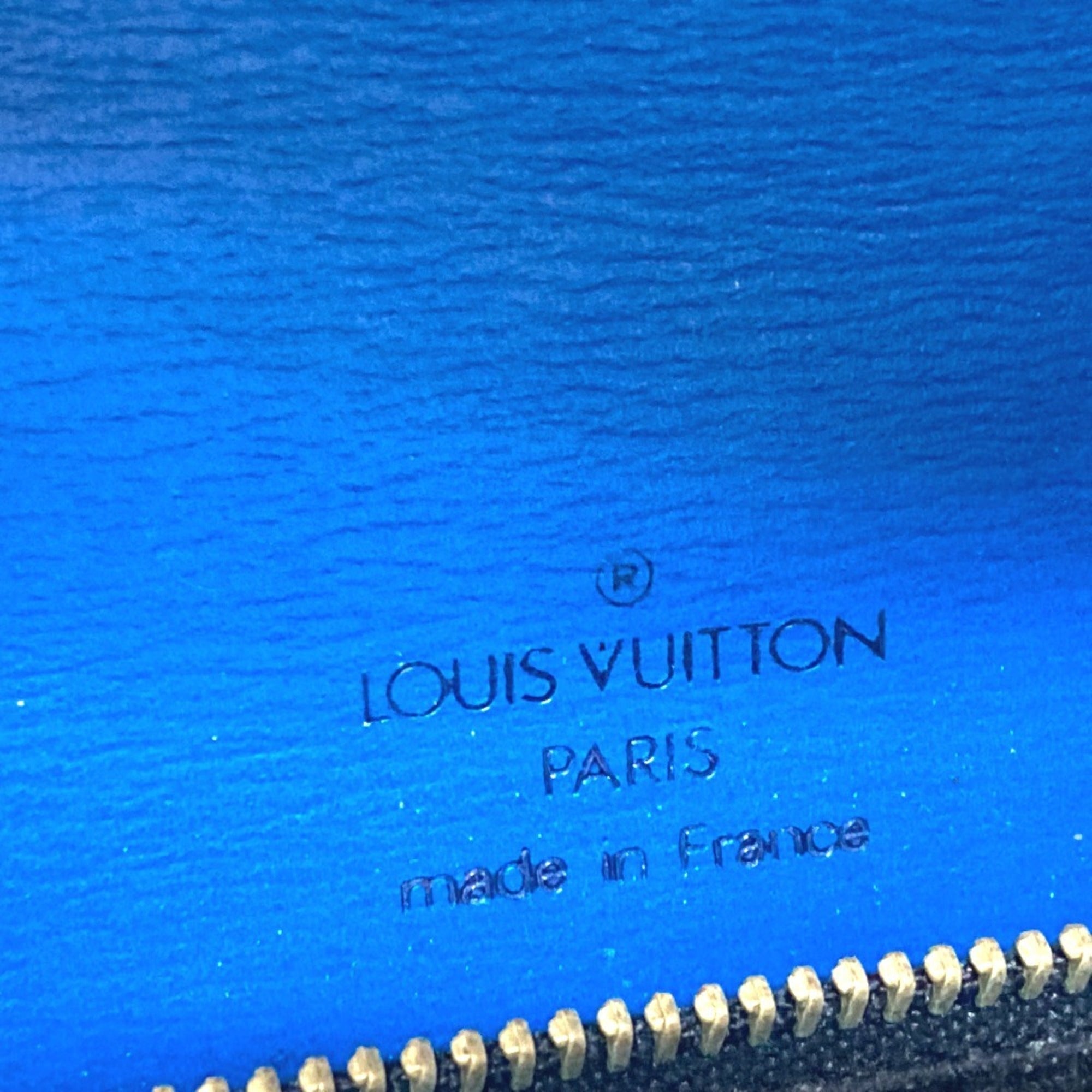 Louis Vuitton Black Noir Epi Leather Handbag Shoulder Bag