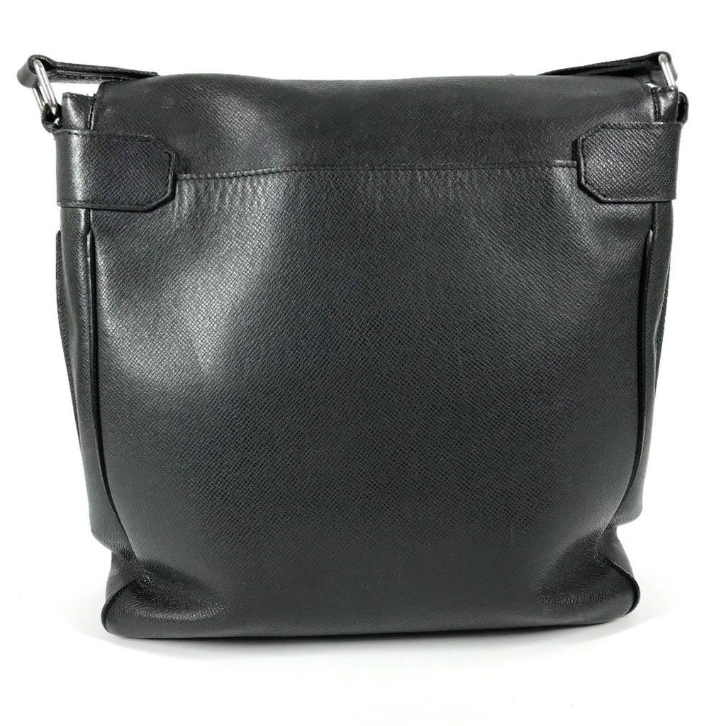 Louis Vuitton Ardoise Black Taiga Leather Leather Messenger Bag Shoulder Bag