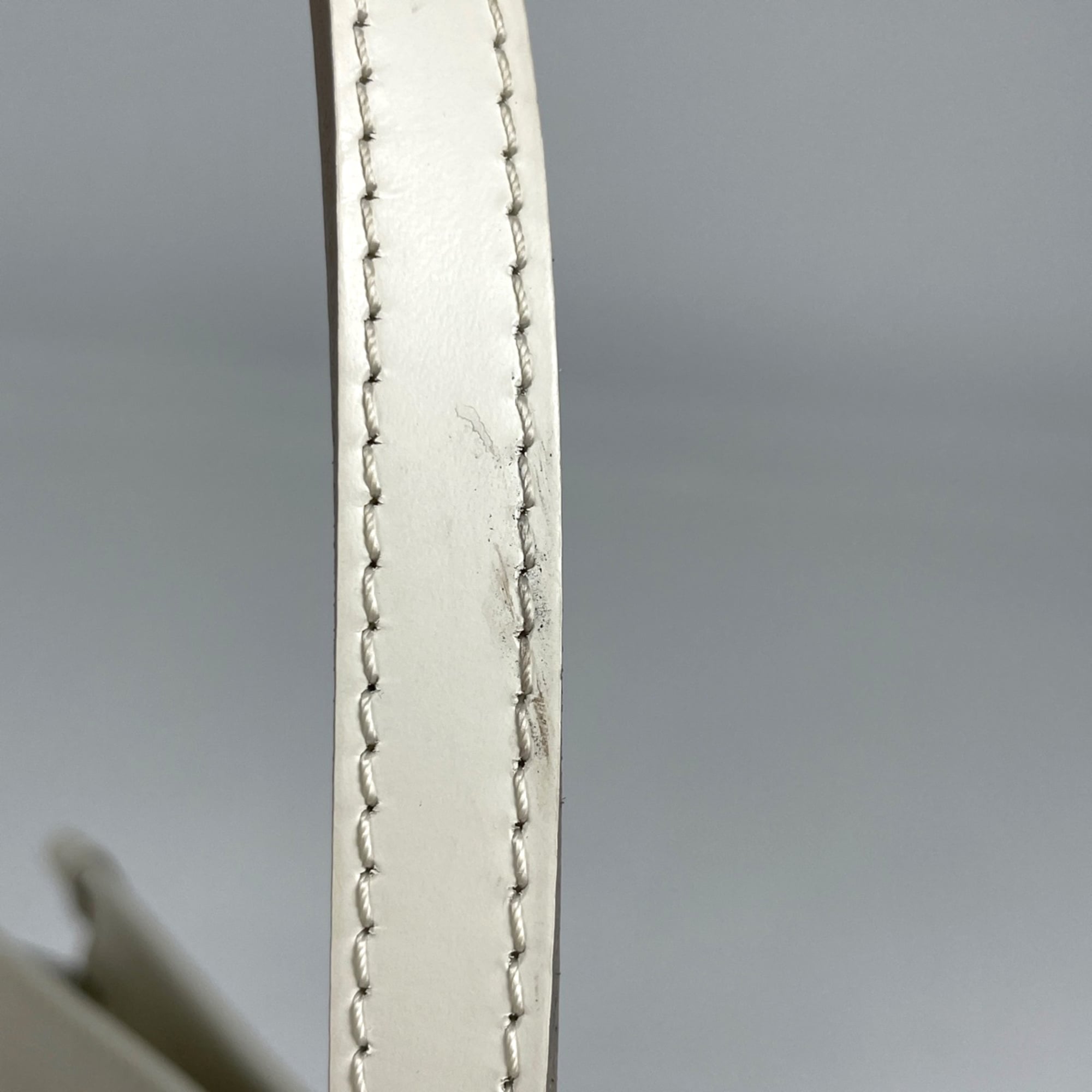 Louis Vuitton Lv Off White Epi Leather Shoulder Bag