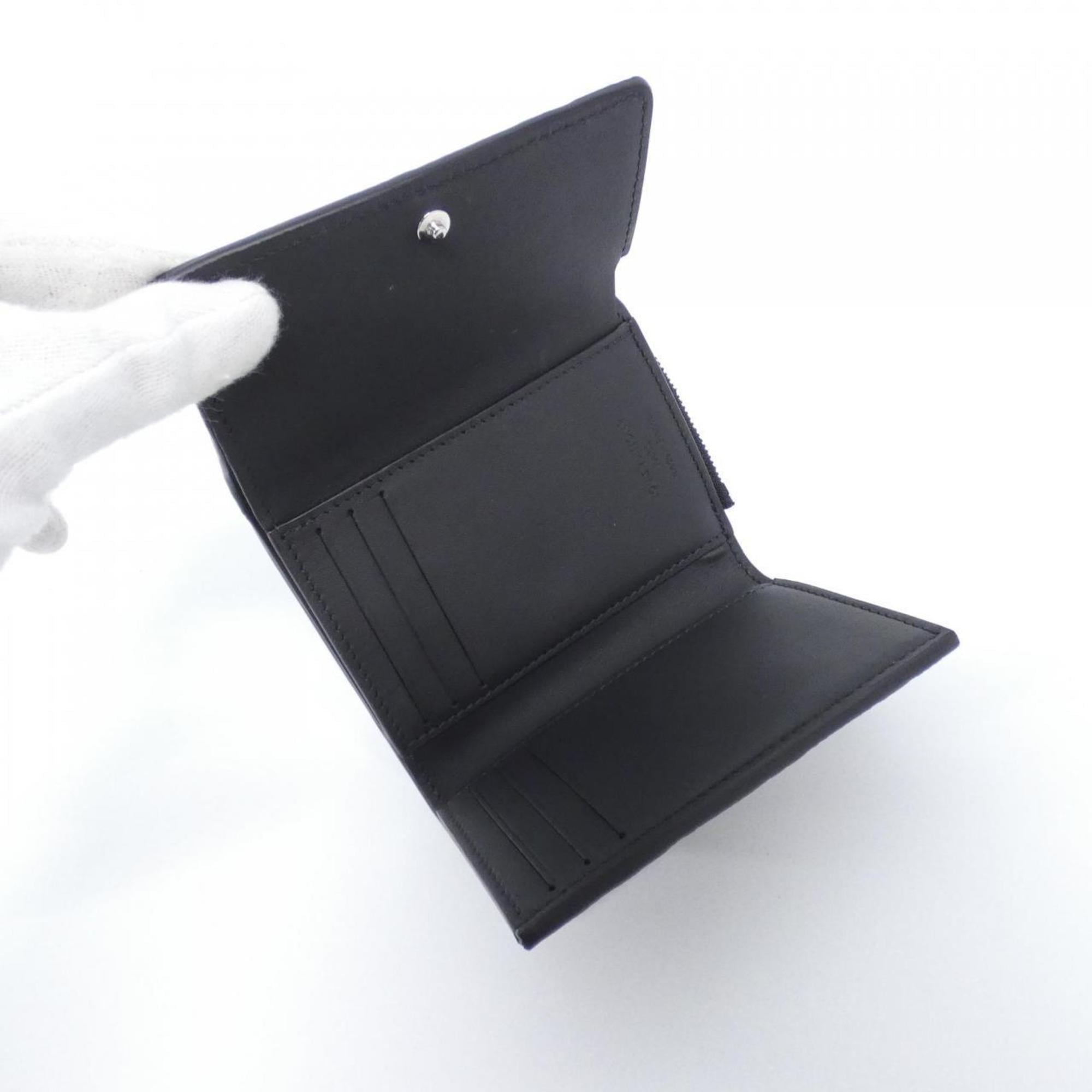 Louis Vuitton Black Leather Wallet (Tri-Fold)