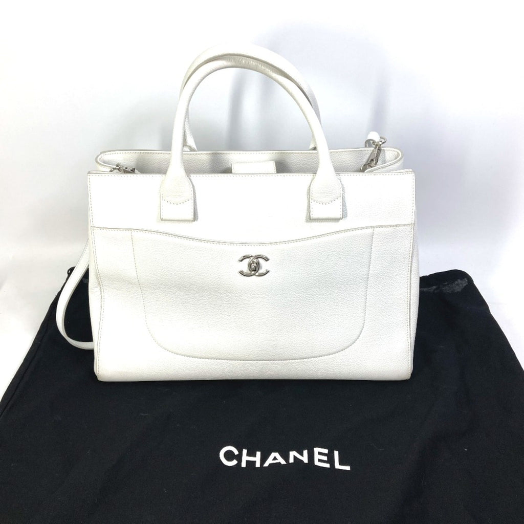 Chanel White Leather Handbag