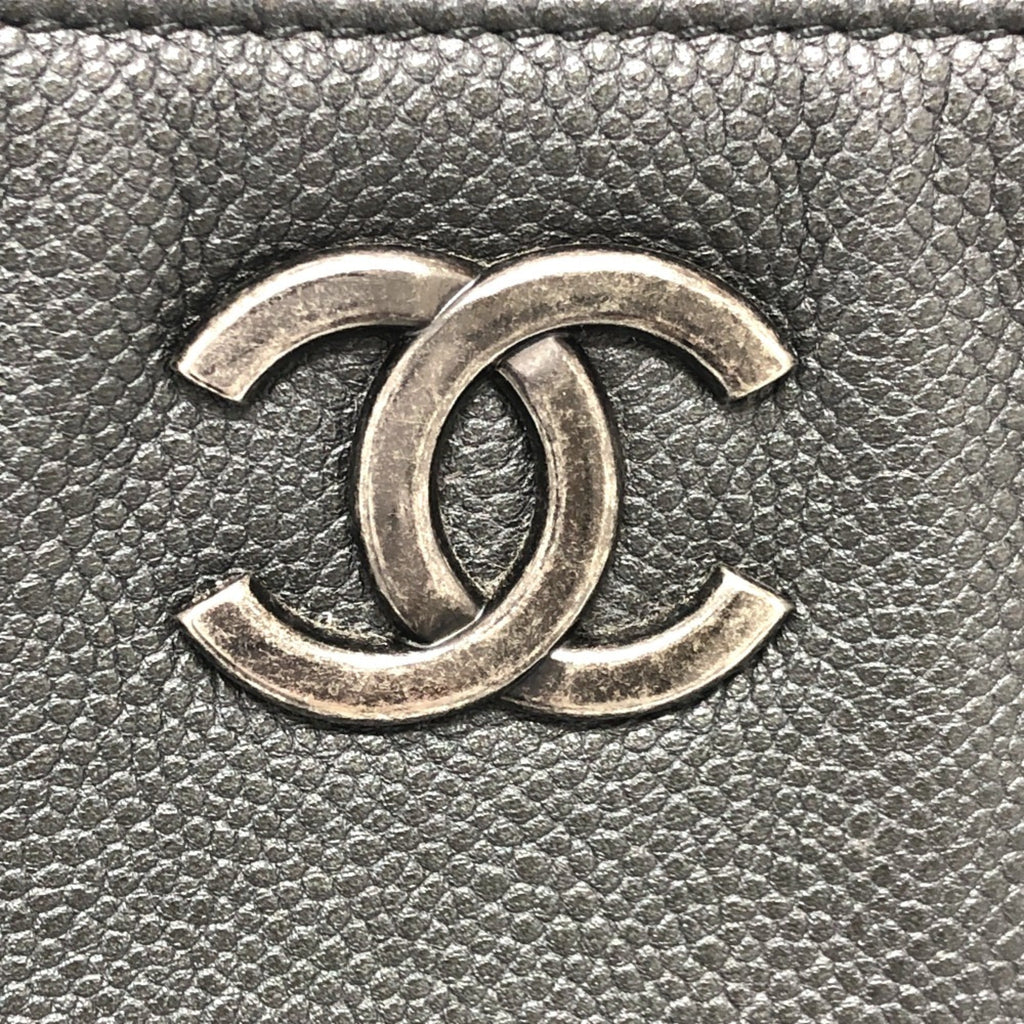 Chanel Black Leather Shoulder Bag
