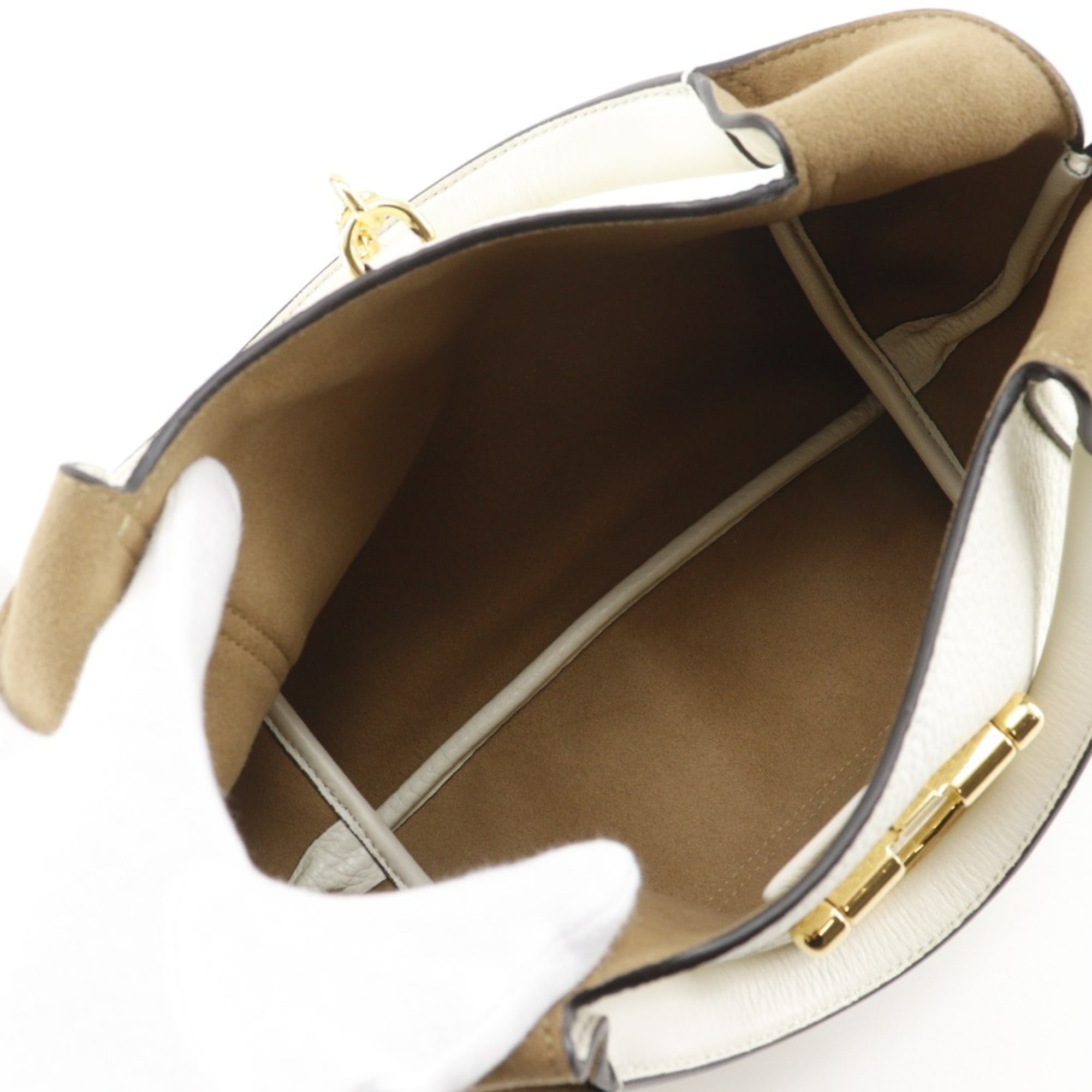 Gucci White Leather Handbag (Pre-Owned)