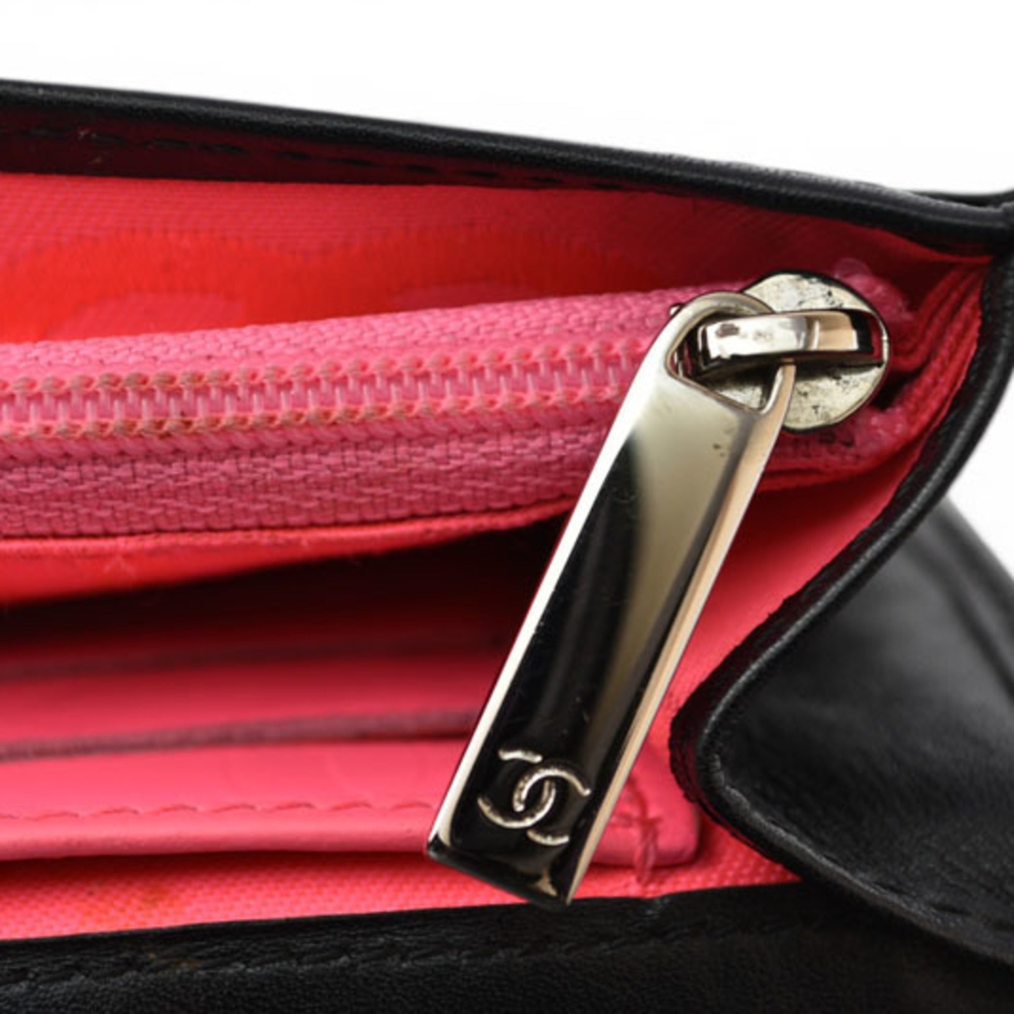 Chanel Black Pink Leather Wallet (Bi-Fold)