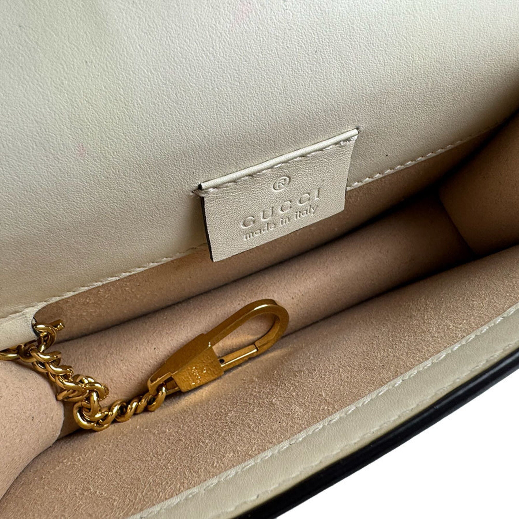Gucci Gold Ivory Leather Metal Shoulder Bag (Pre-Owned)