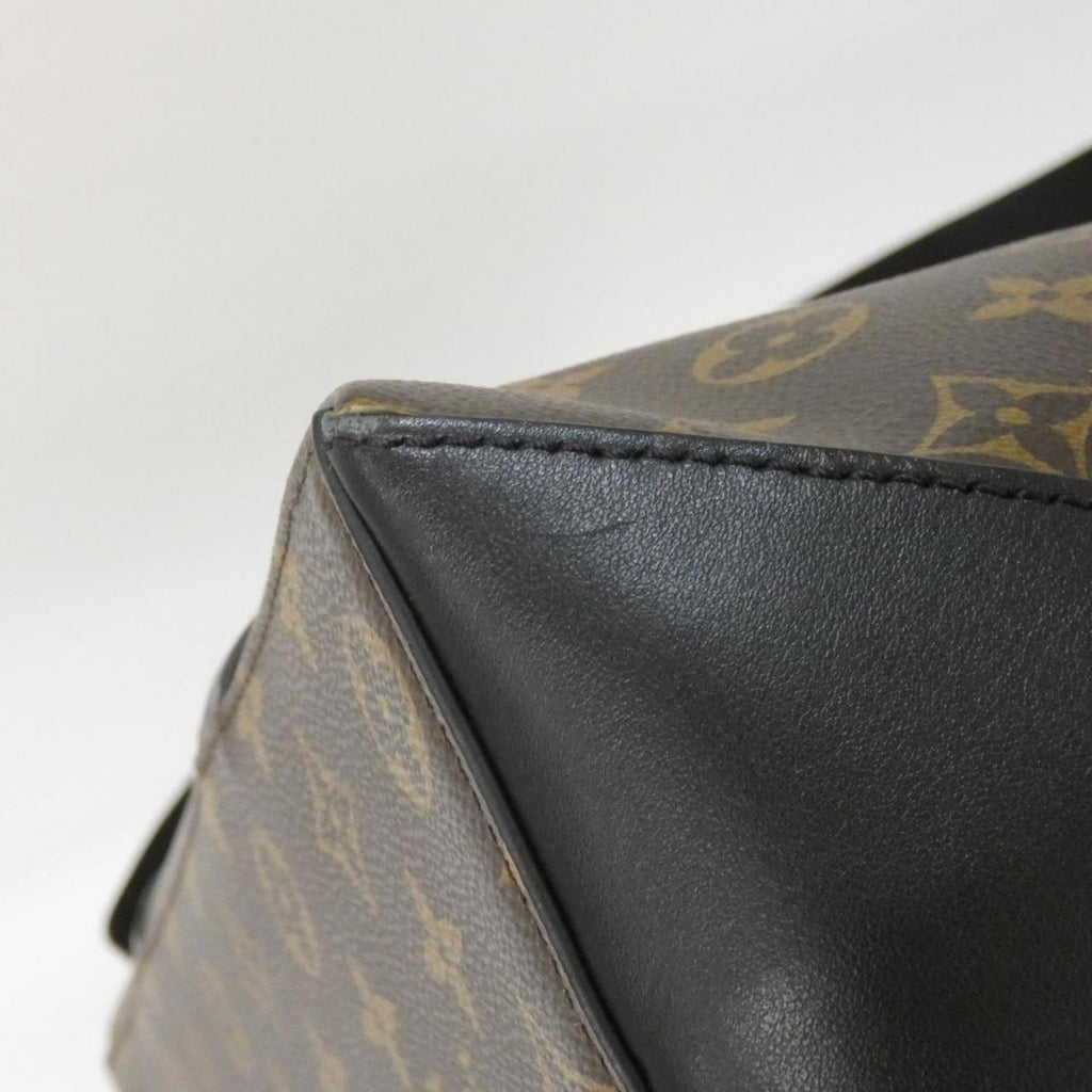 Louis Vuitton Marron Coated Canvas Handbag Pouch