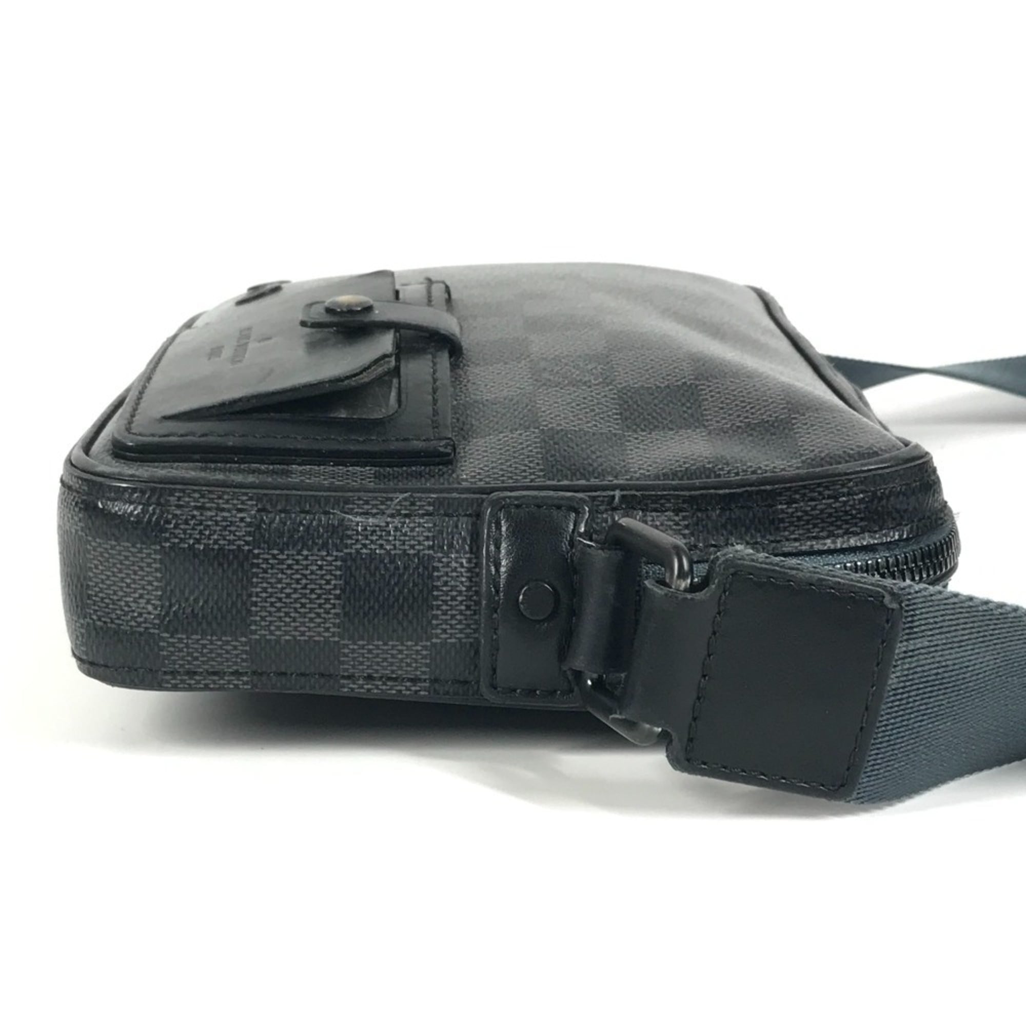 Louis Vuitton Black Damier Graphite Damier Graphite Messenger Bag Shoulder Bag