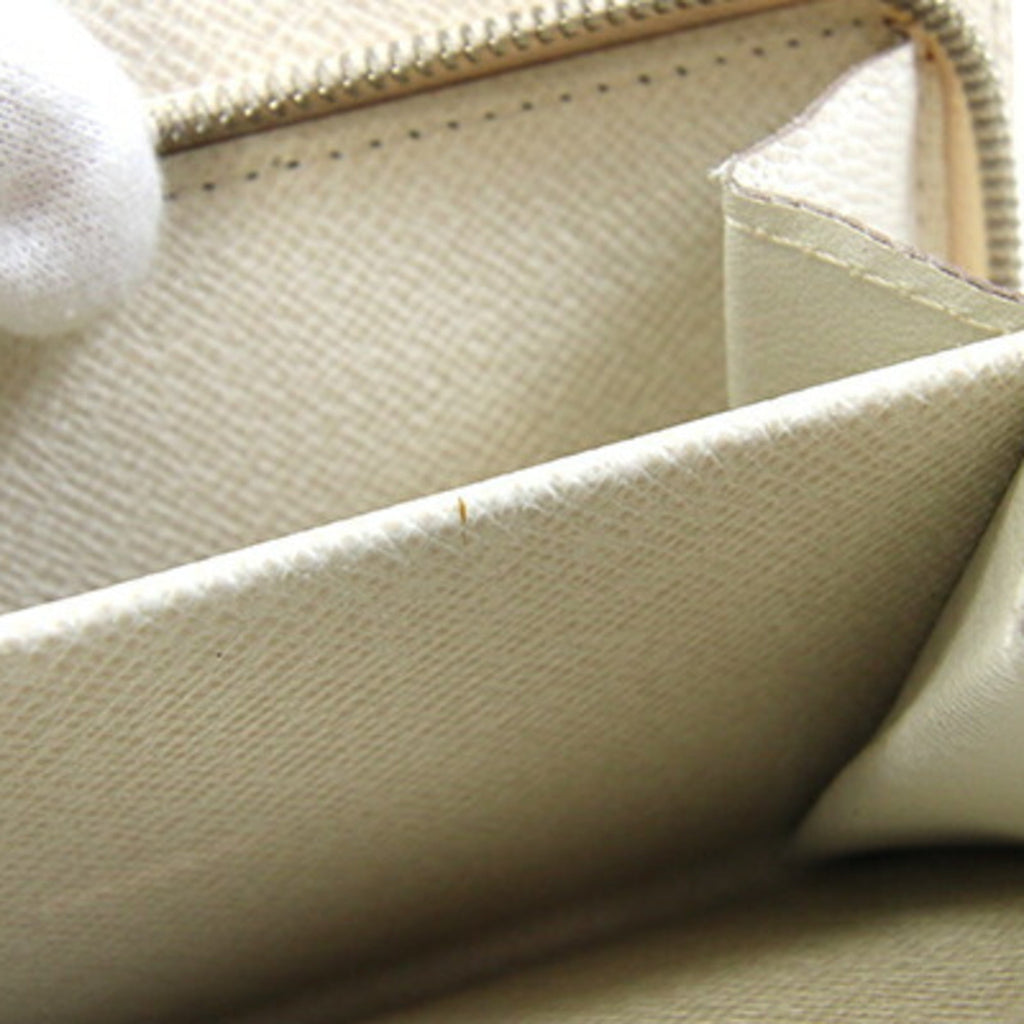Louis Vuitton Ivory Lv Off White Wallet (Tri-Fold)