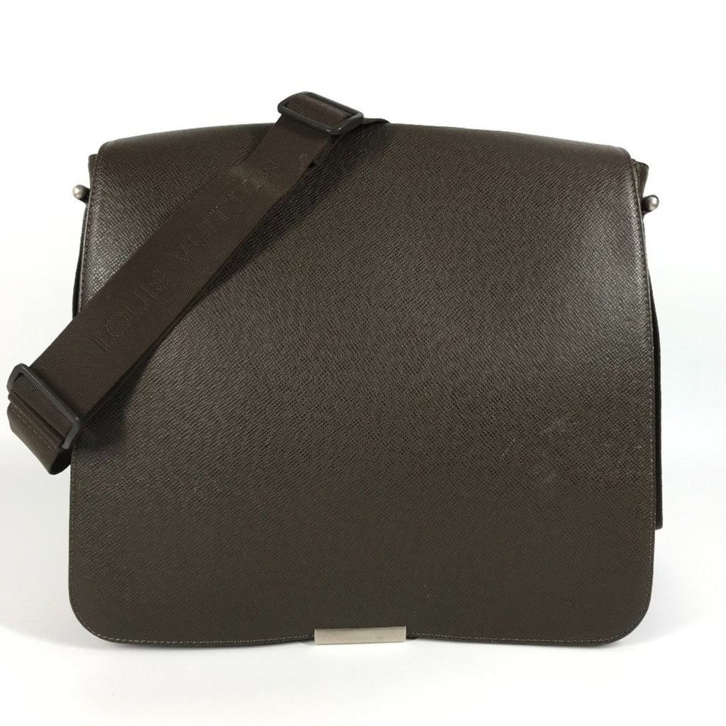 Louis Vuitton Brown Grizzly Taiga Leather Messenger Bag Shoulder Bag