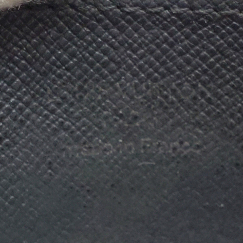 Louis Vuitton Taiga Black Taiga Leather Coin Purse/Coin Case