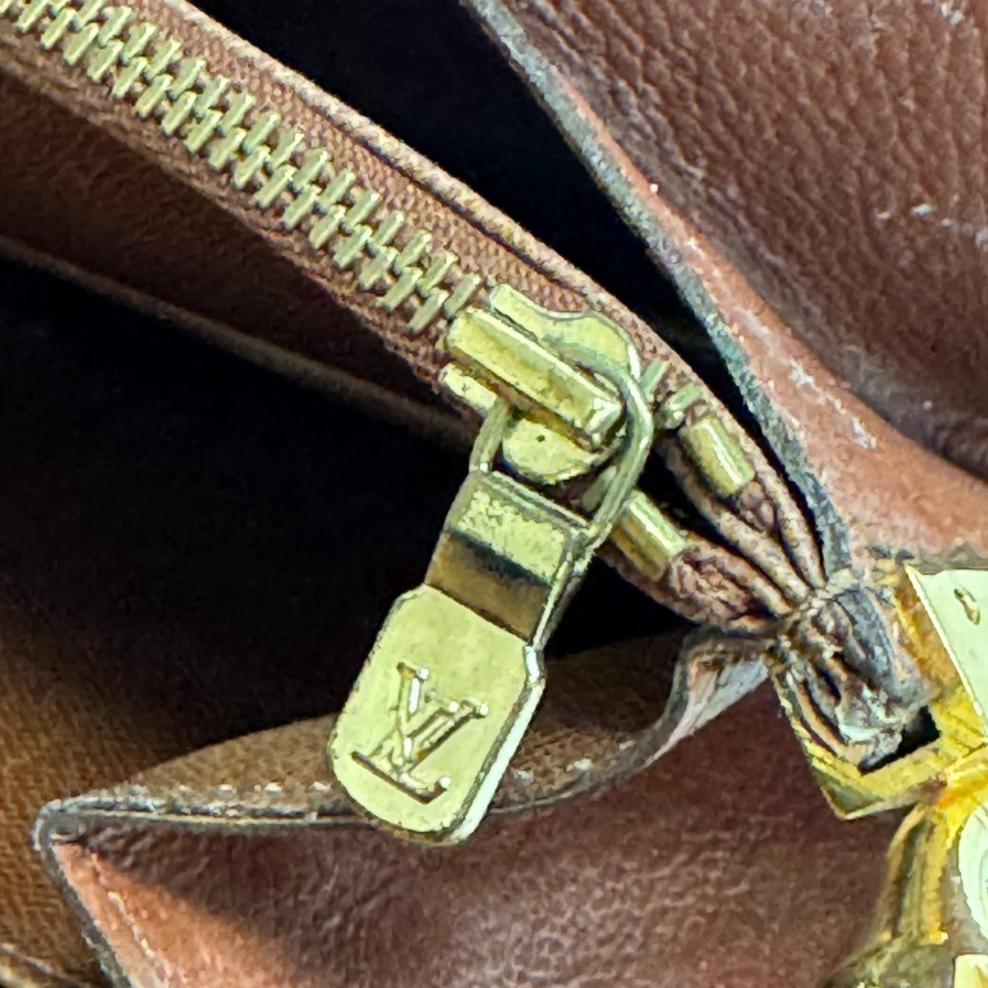 Louis Vuitton Brown Leather Shoulder Bag