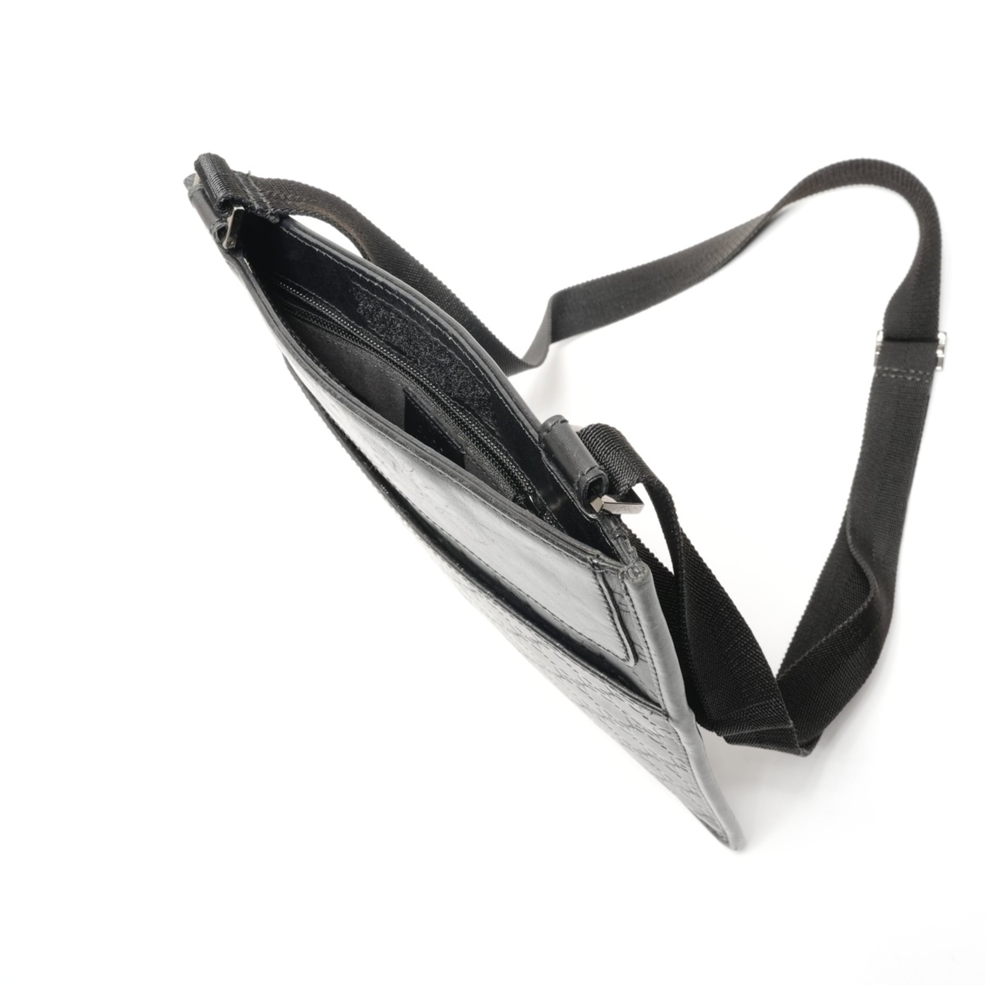 Gucci Black Shoulder Bag (Pre-Owned)