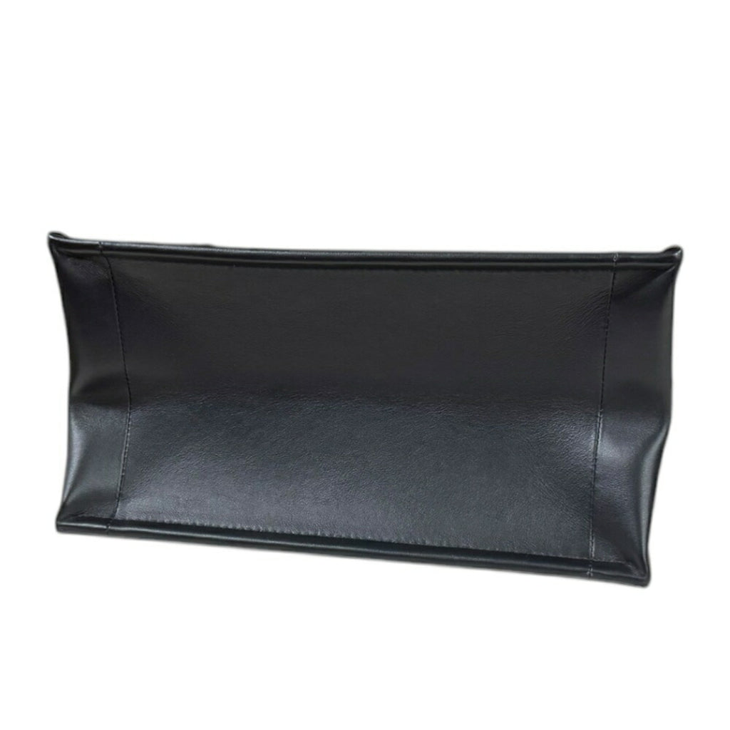 Christian Dior Black Leather Shoulder Bag (Pre-Owned)